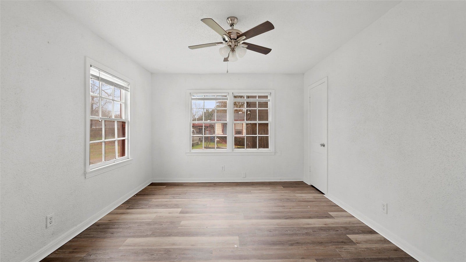 1516 1/2 2nd Street, League City, TX 77573 1516 1/2 2nd Street, League City, TX 77573