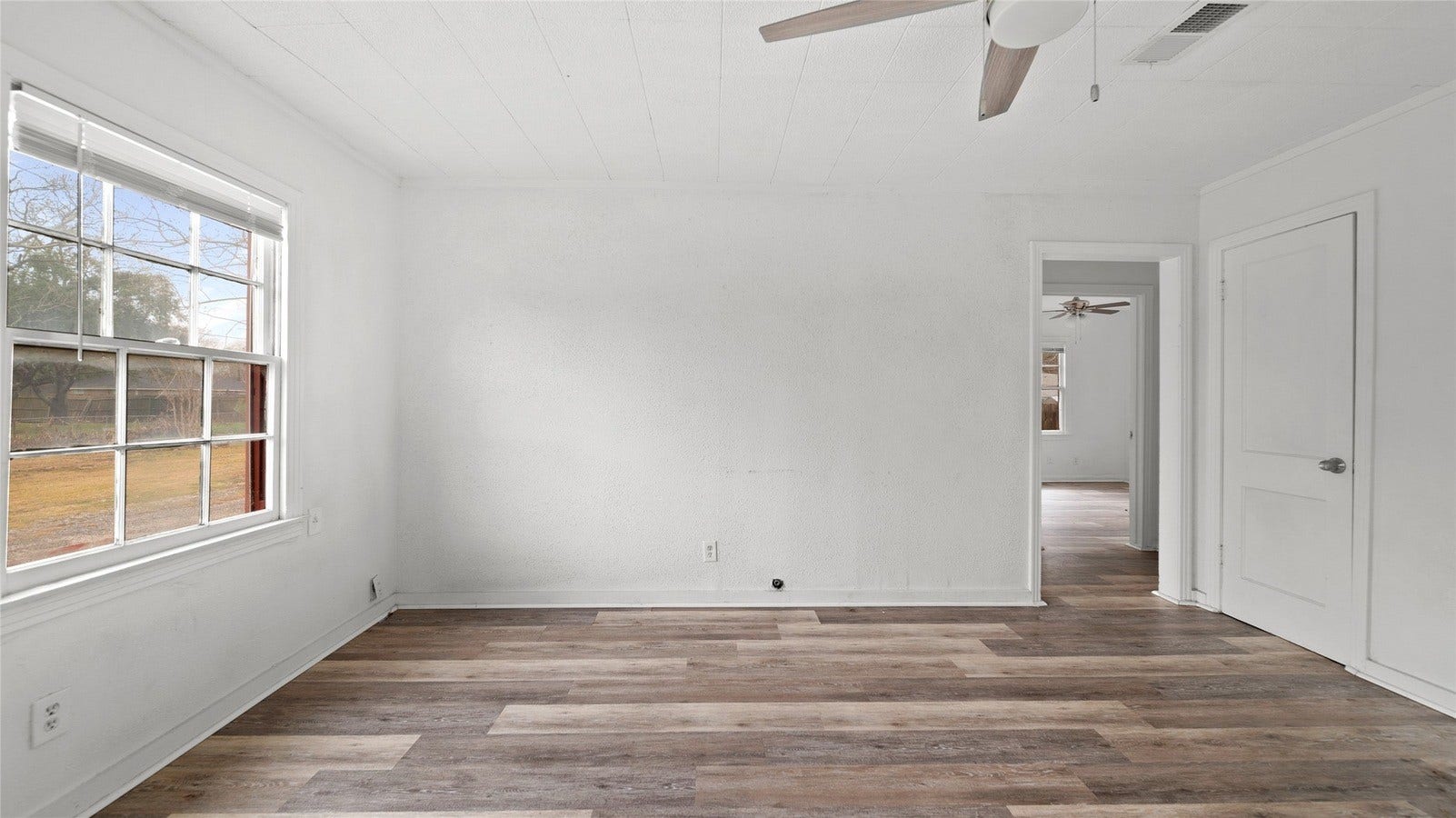 1516 1/2 2nd Street, League City, TX 77573 1516 1/2 2nd Street, League City, TX 77573