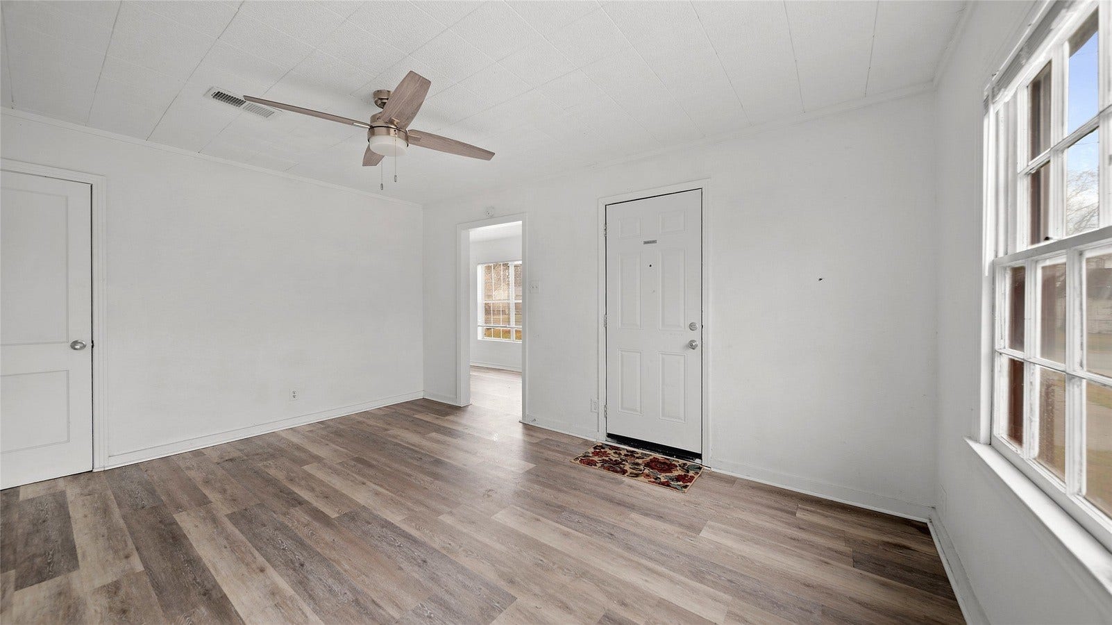 1516 1/2 2nd Street, League City, TX 77573 1516 1/2 2nd Street, League City, TX 77573