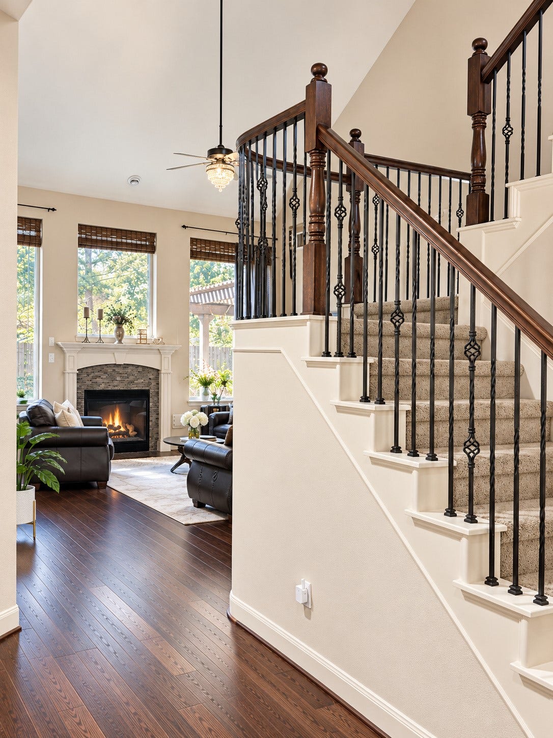 14215 Windy Crossing Lane, Humble, TX 77396 Open upstairs landing overlooks the living areas and highlights the home's impressive ceiling height.
