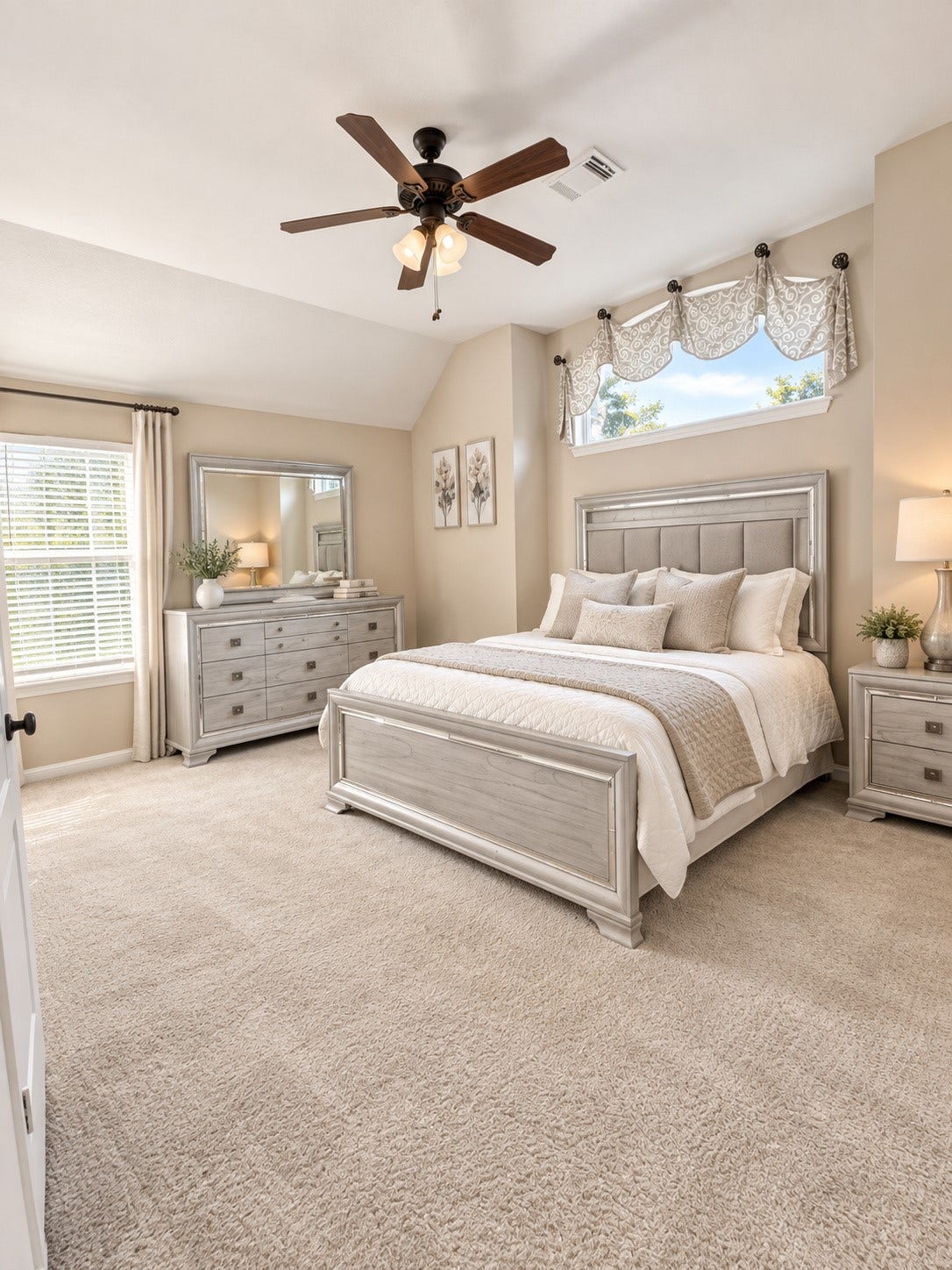 14215 Windy Crossing Lane, Humble, TX 77396 Another view of Secondary upstairs bedroom