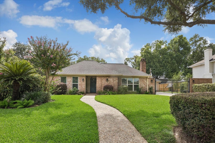 Property photo for 3019 Triway Lane, Houston, TX