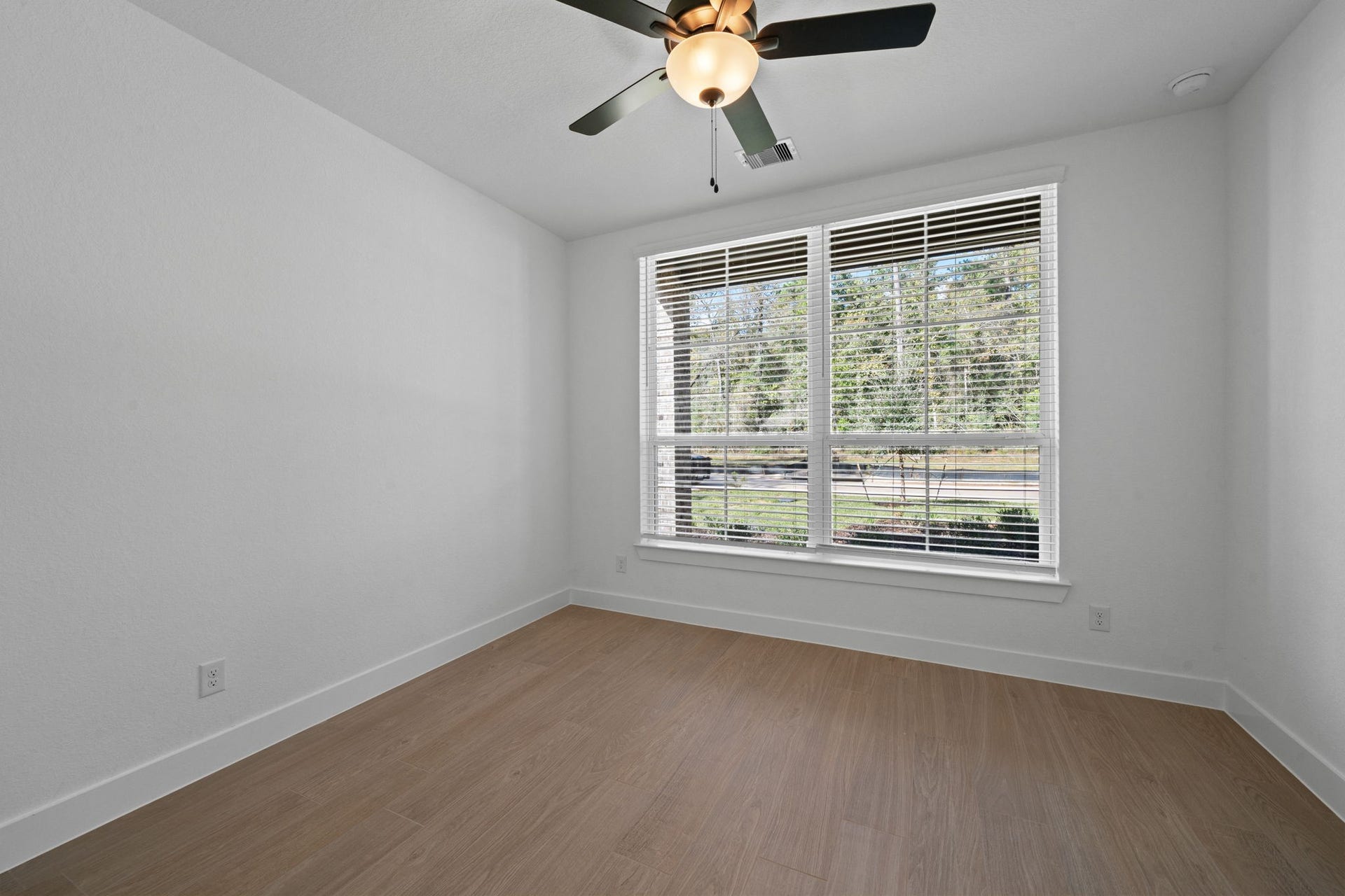 215 Congo Bay Circle, Willis, TX 77318 215 Congo Bay Circle, Willis, TX 77318
