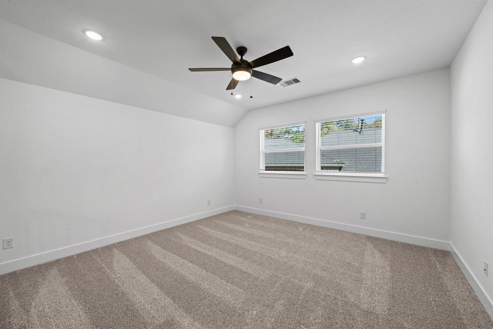 215 Congo Bay Circle, Willis, TX 77318 215 Congo Bay Circle, Willis, TX 77318