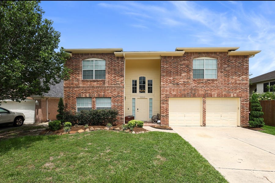 Property photo for 18222 Winding Timbers Lane, Humble, TX