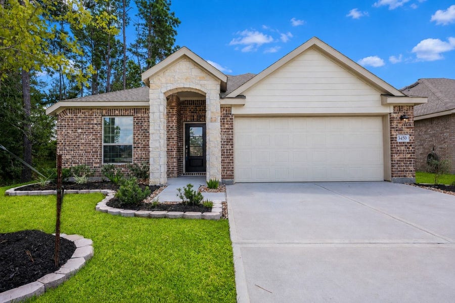Property photo for 3450 Rolling View Drive, Conroe, TX