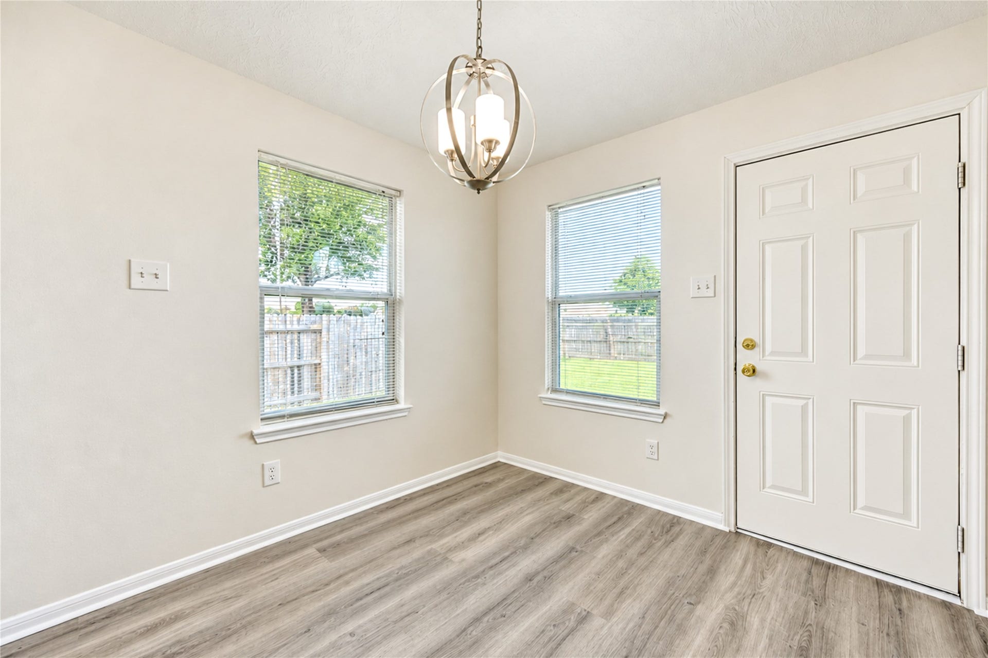 1526 Rogers Lake Lane, Richmond, TX 77407