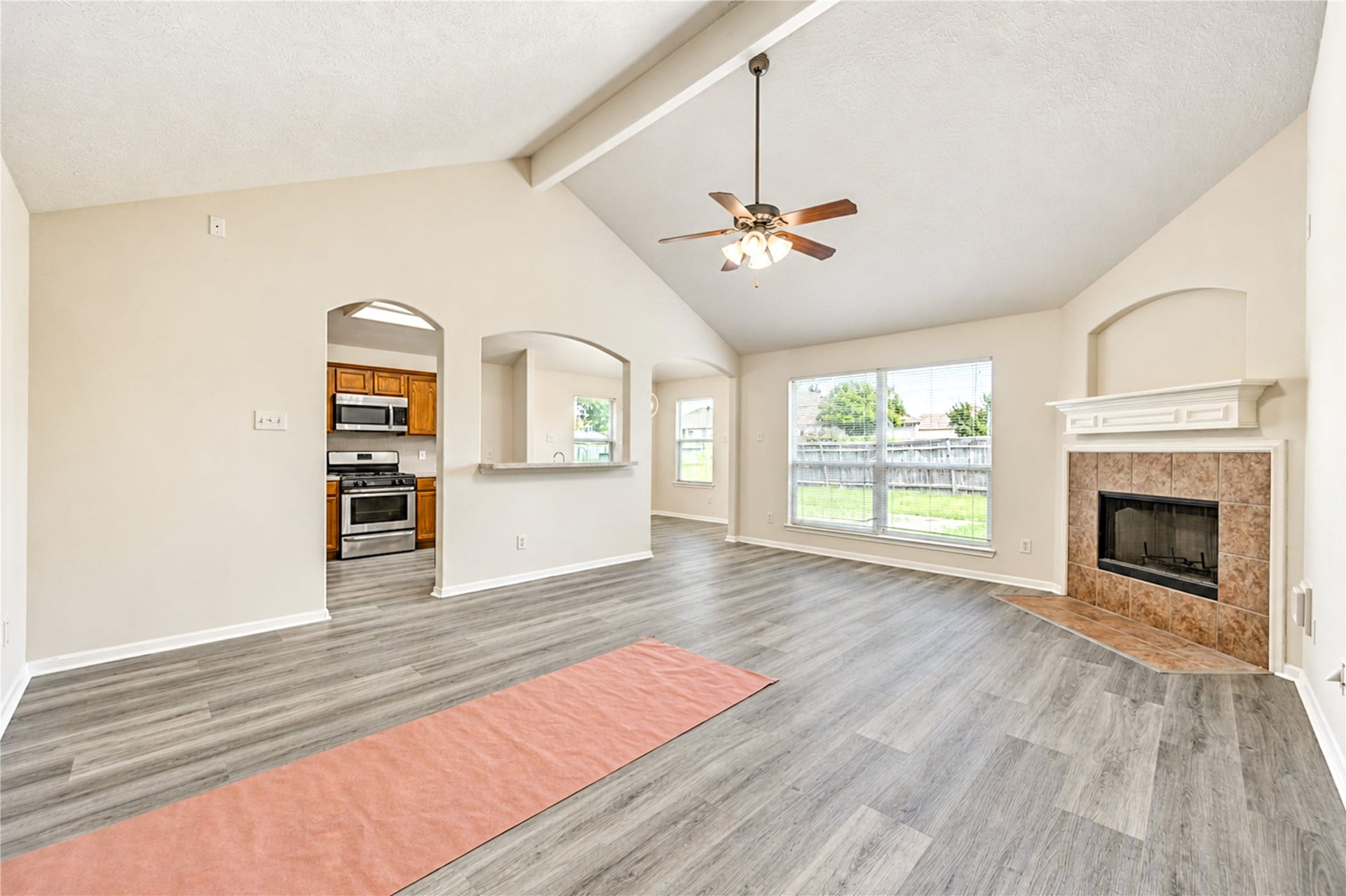 1526 Rogers Lake Lane, Richmond, TX 77407