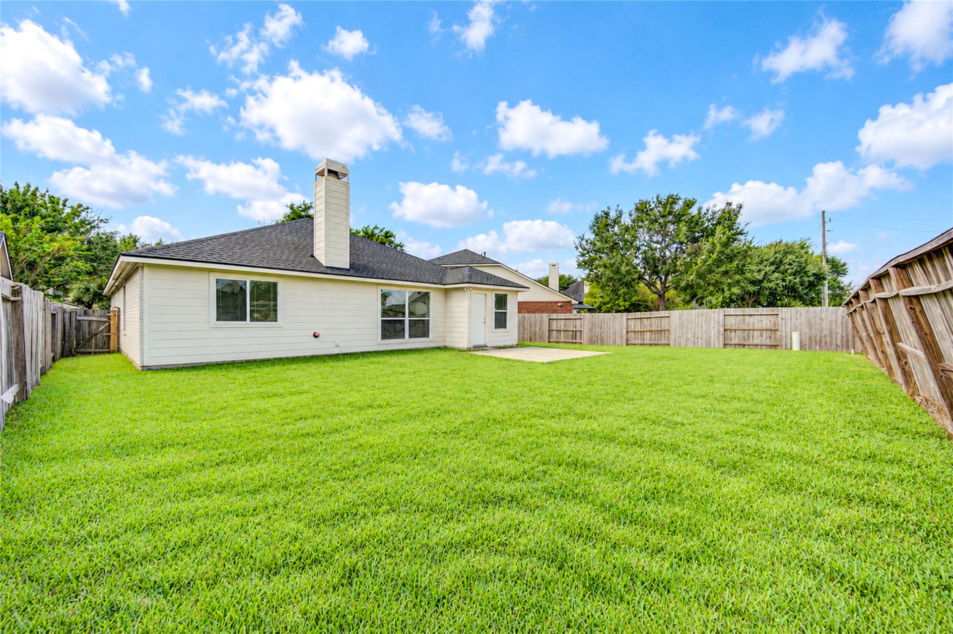 1526 Rogers Lake Lane, Richmond, TX 77407