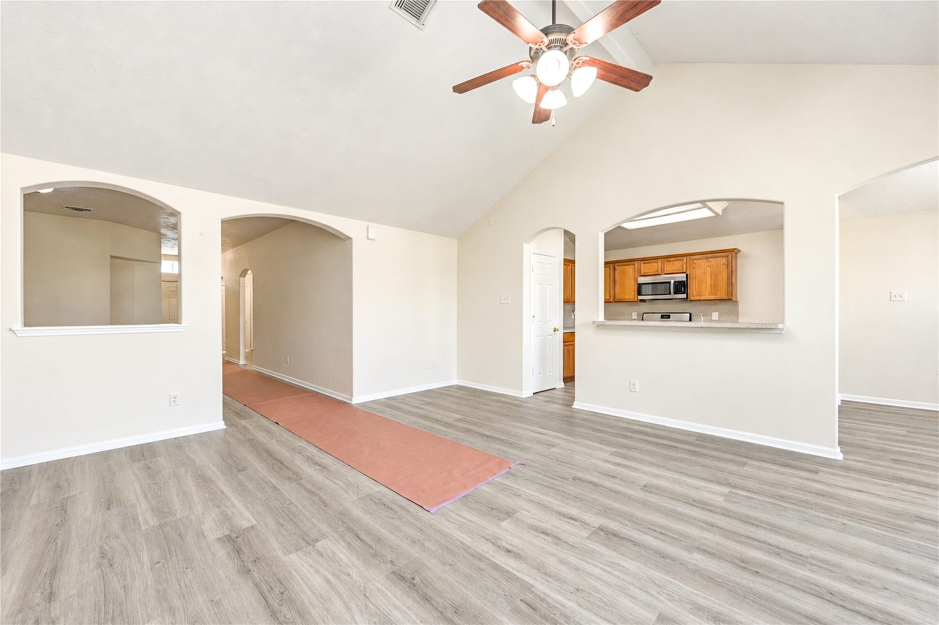 1526 Rogers Lake Lane, Richmond, TX 77407