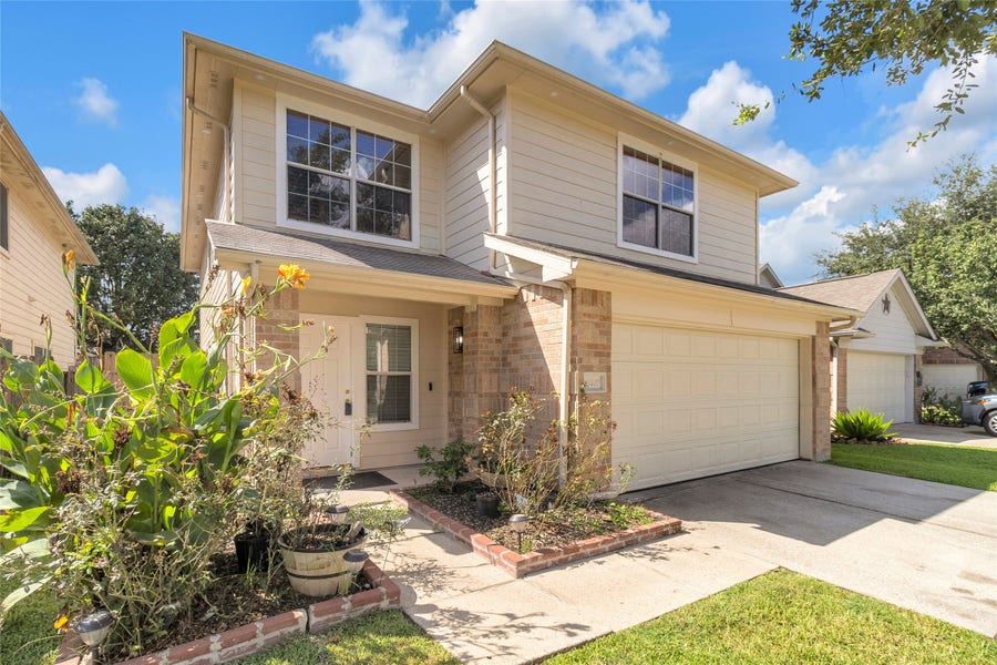 Property photo for 11410 Sunburst Falls Drive, Humble, TX
