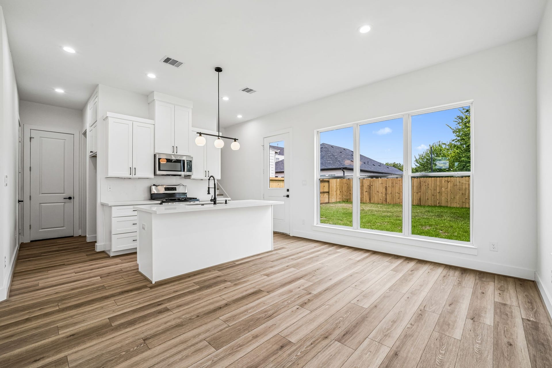 6415 Goforth Street, Houston, TX 77021 6415 Goforth Street, Houston, TX 77021