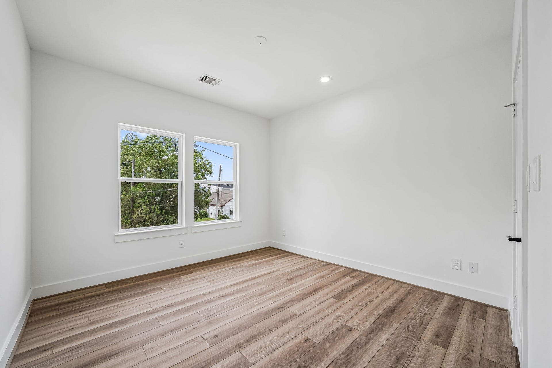 6415 Goforth Street, Houston, TX 77021 6415 Goforth Street, Houston, TX 77021
