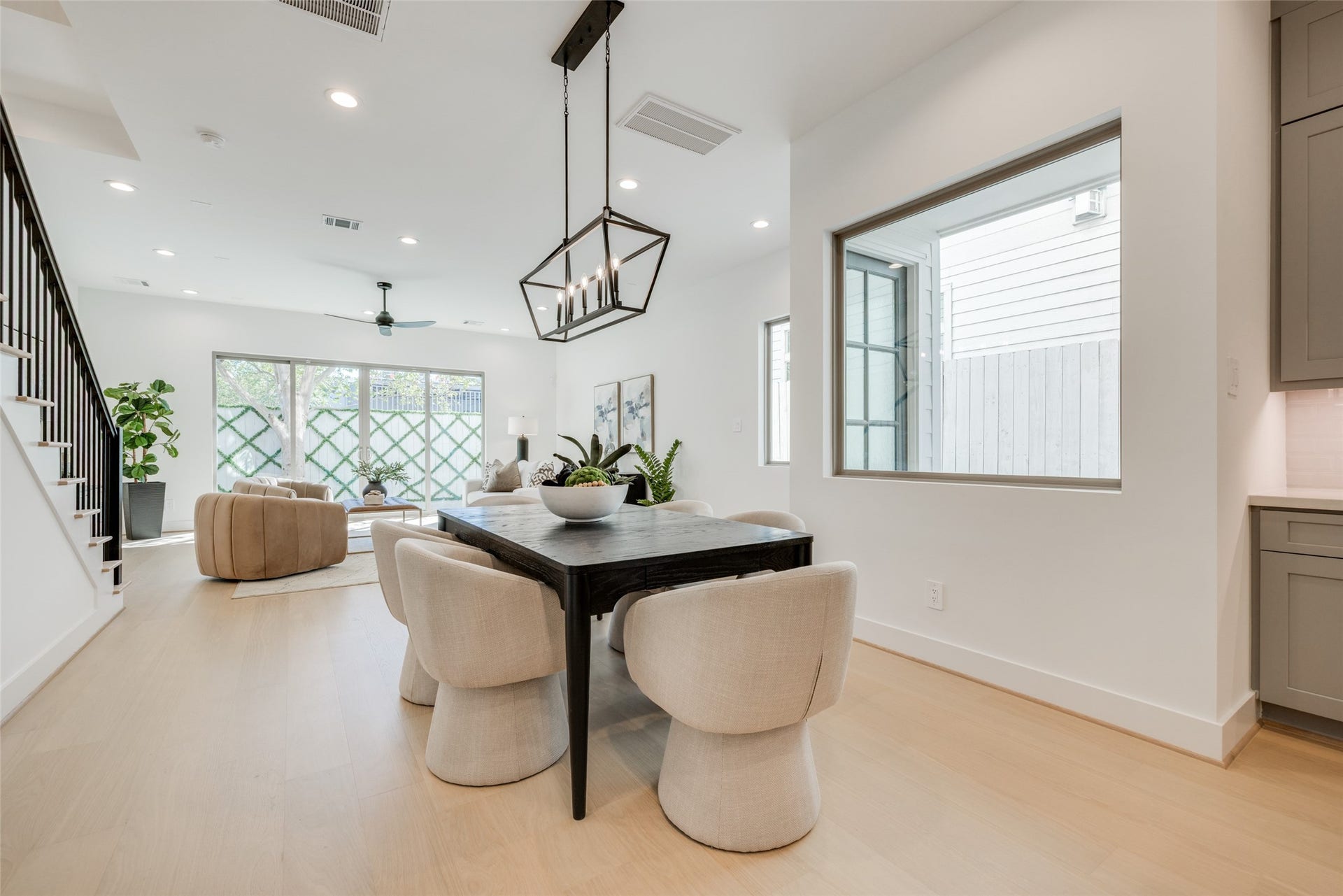 2329 RICHTON Street, Houston, TX 77098