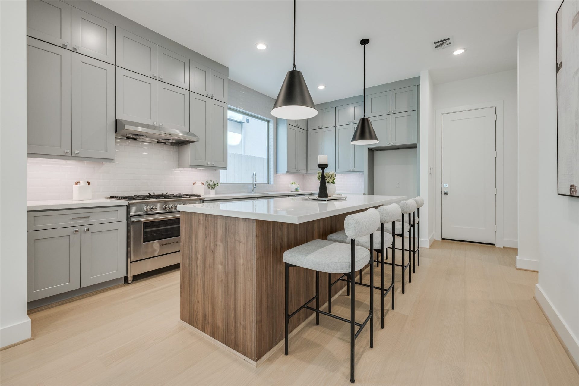 2329 RICHTON Street, Houston, TX 77098