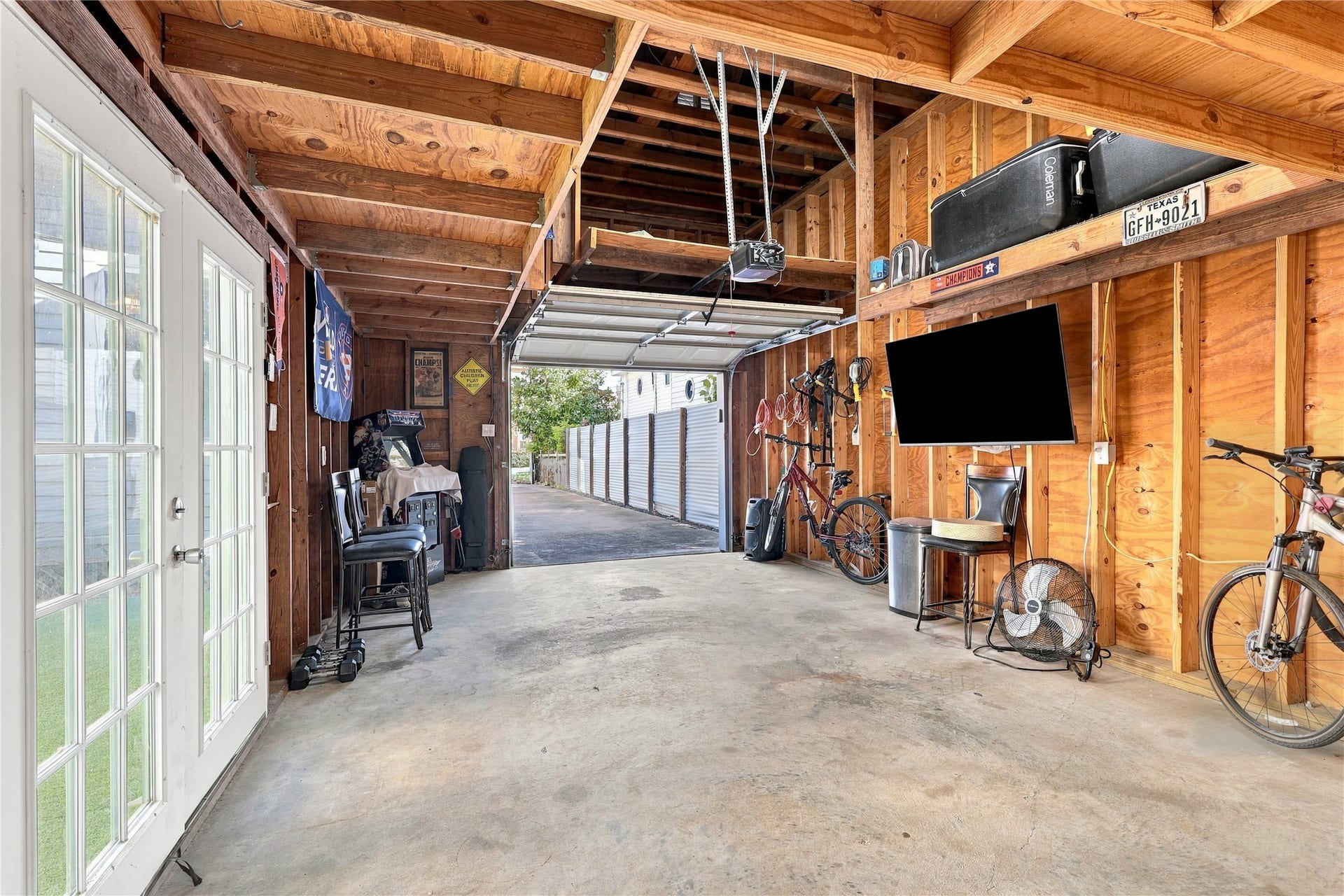 1209 Edwards Street, Houston, TX 77007 1209 Edwards Street, Houston, TX 77007