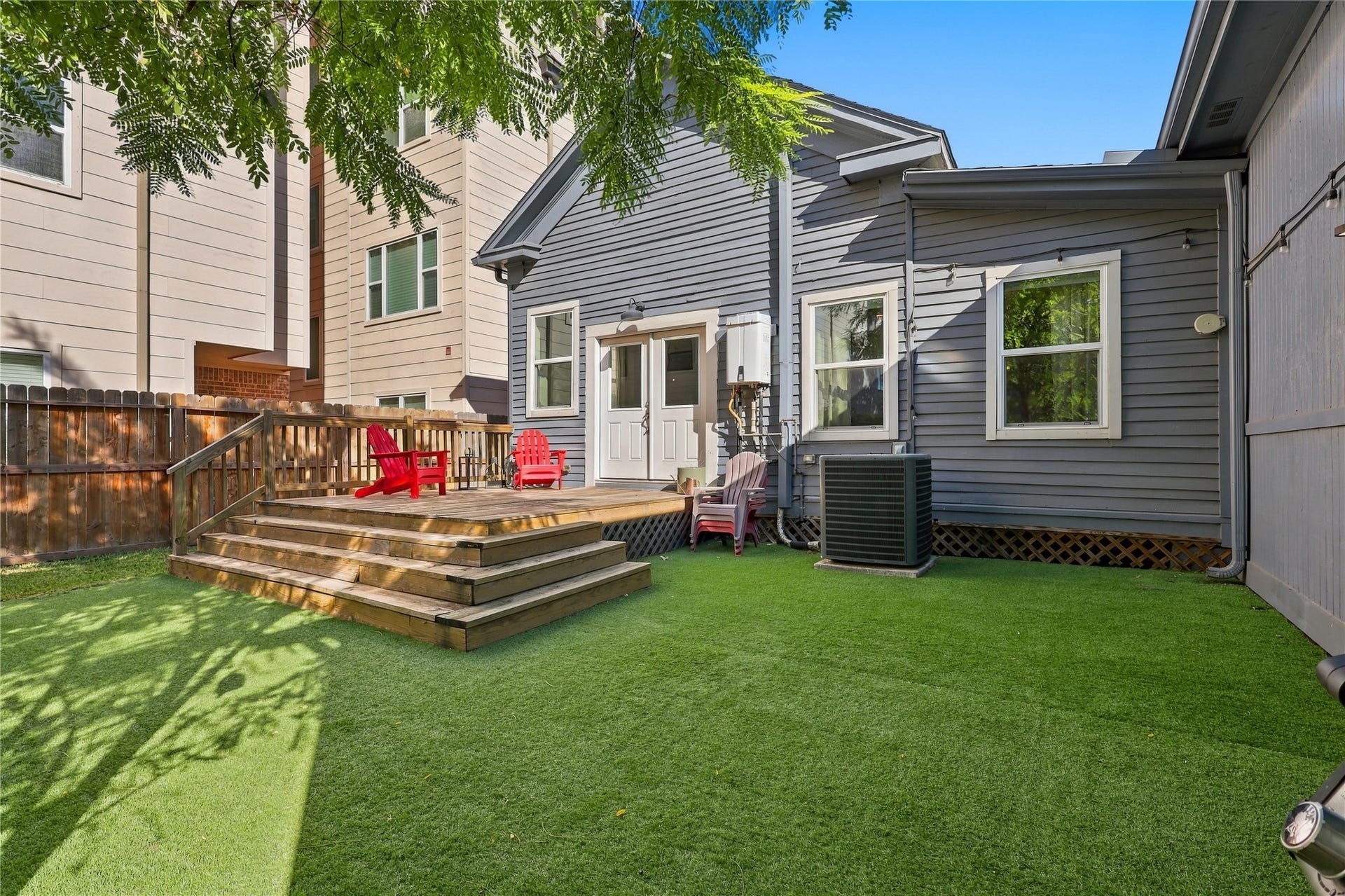 1209 Edwards Street, Houston, TX 77007 1209 Edwards Street, Houston, TX 77007