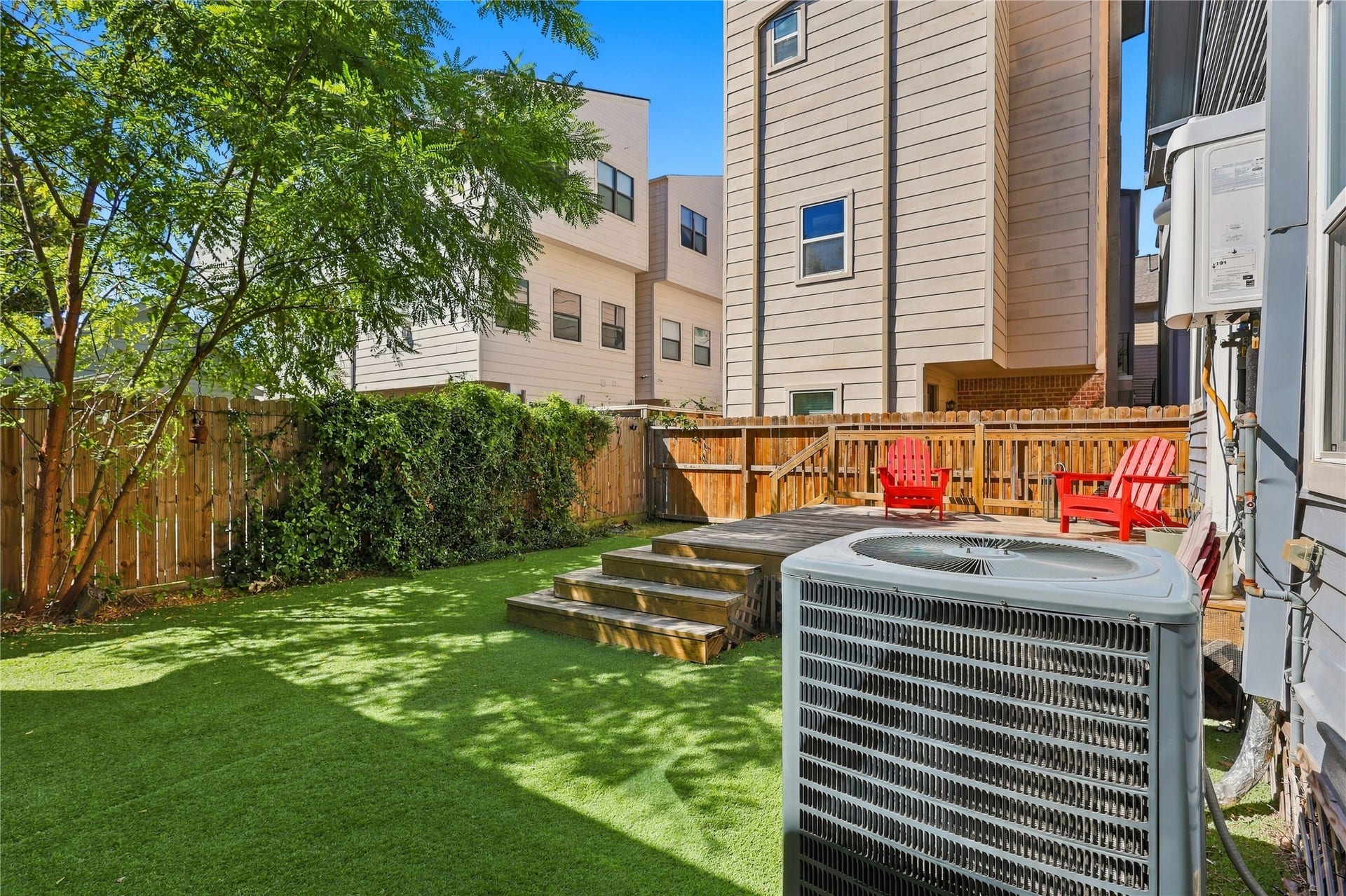1209 Edwards Street, Houston, TX 77007 1209 Edwards Street, Houston, TX 77007