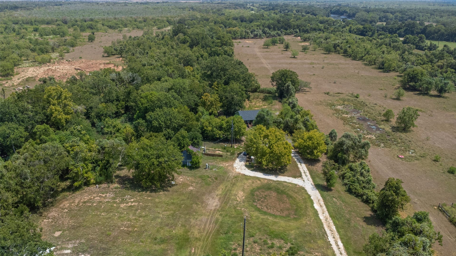 1502 Miller Road, Rosharon, TX 77583