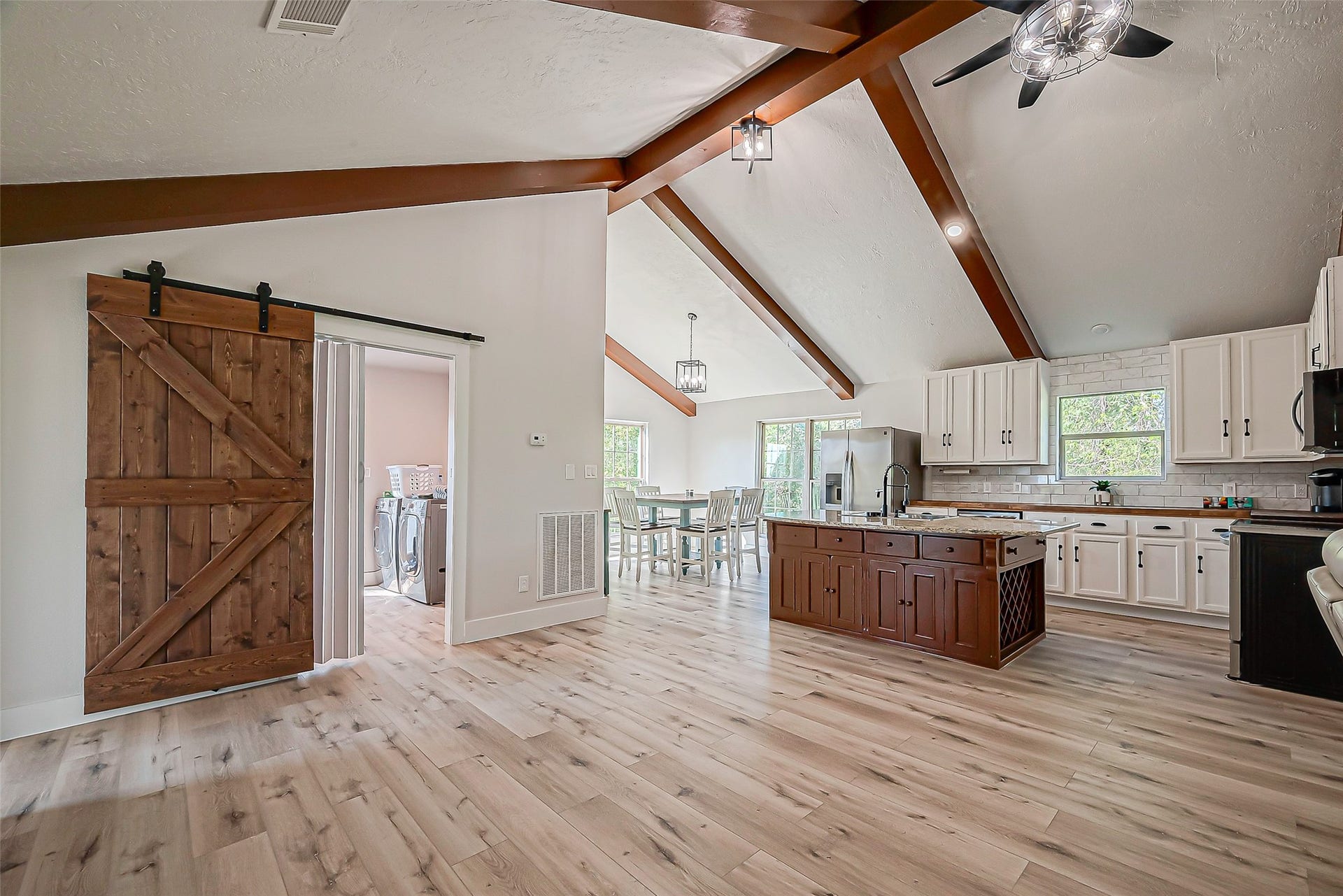 1502 Miller Road, Rosharon, TX 77583