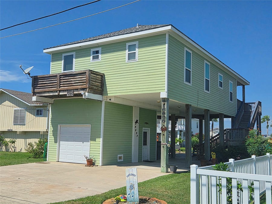 Property photo for 16606 Curlew Road, Jamaica Beach, TX