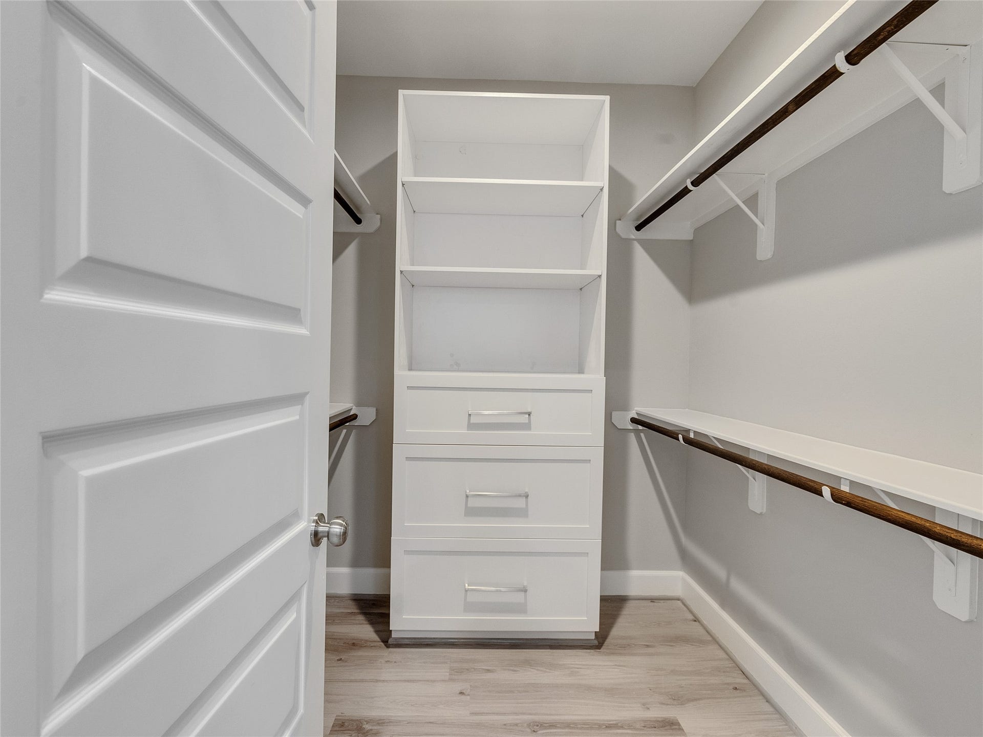 1122 W 16th Street, #C, Houston, TX 77008 Primary Closet - Third floor
