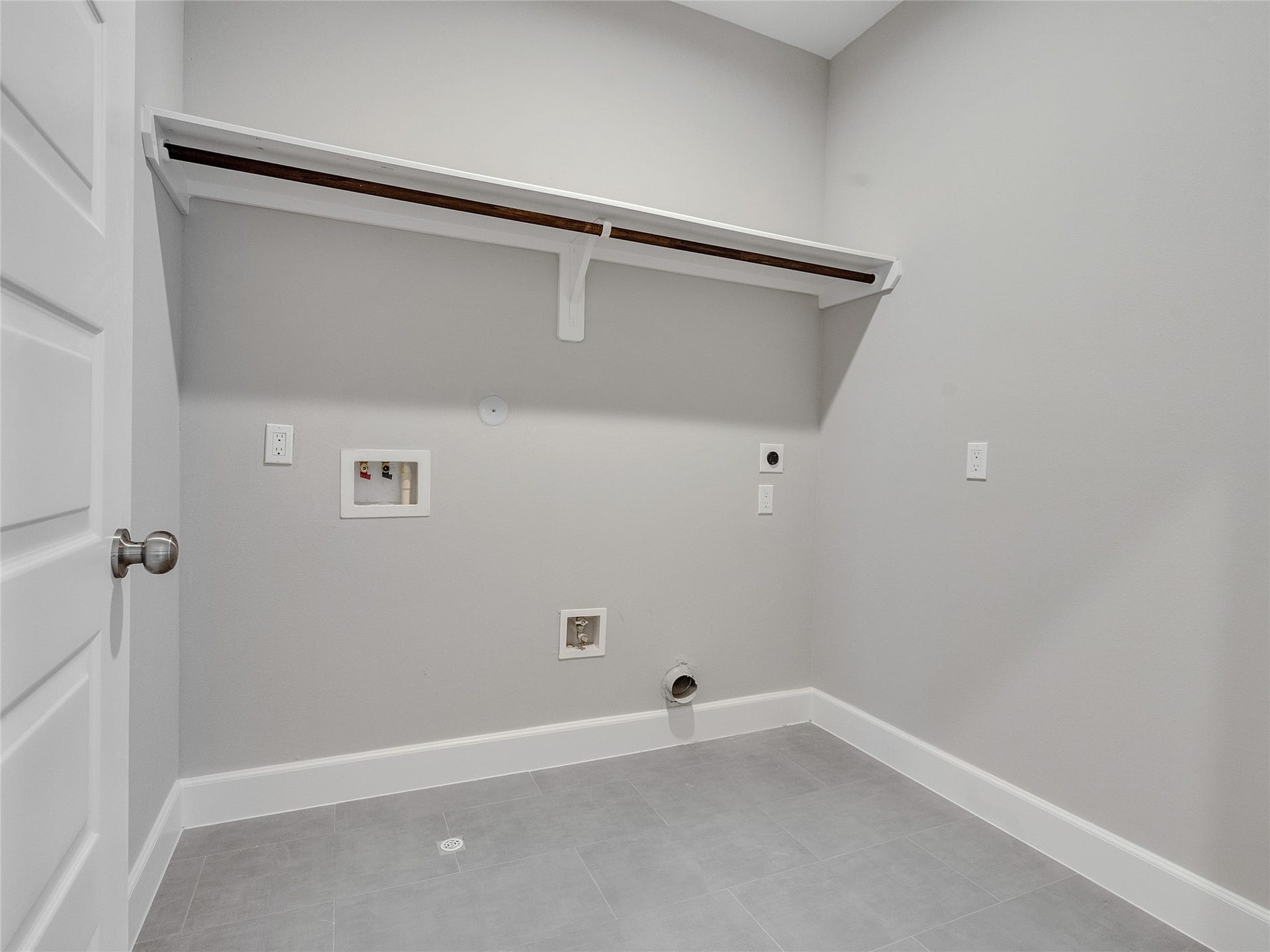 1122 W 16th Street, #C, Houston, TX 77008 Utility room in-house