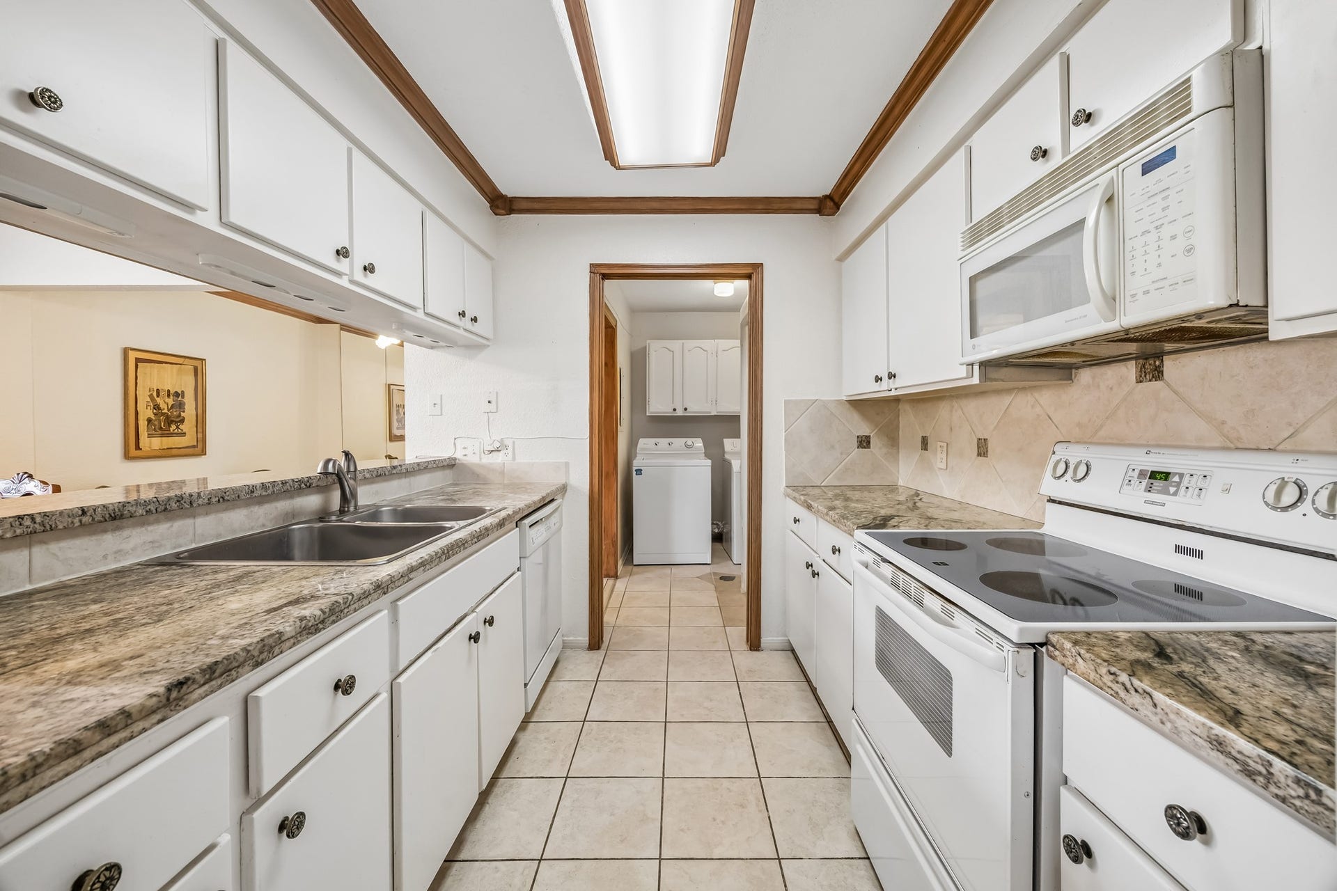 2515 Bering Drive, #1, Houston, TX 77057 In home utility room also features an additional shower