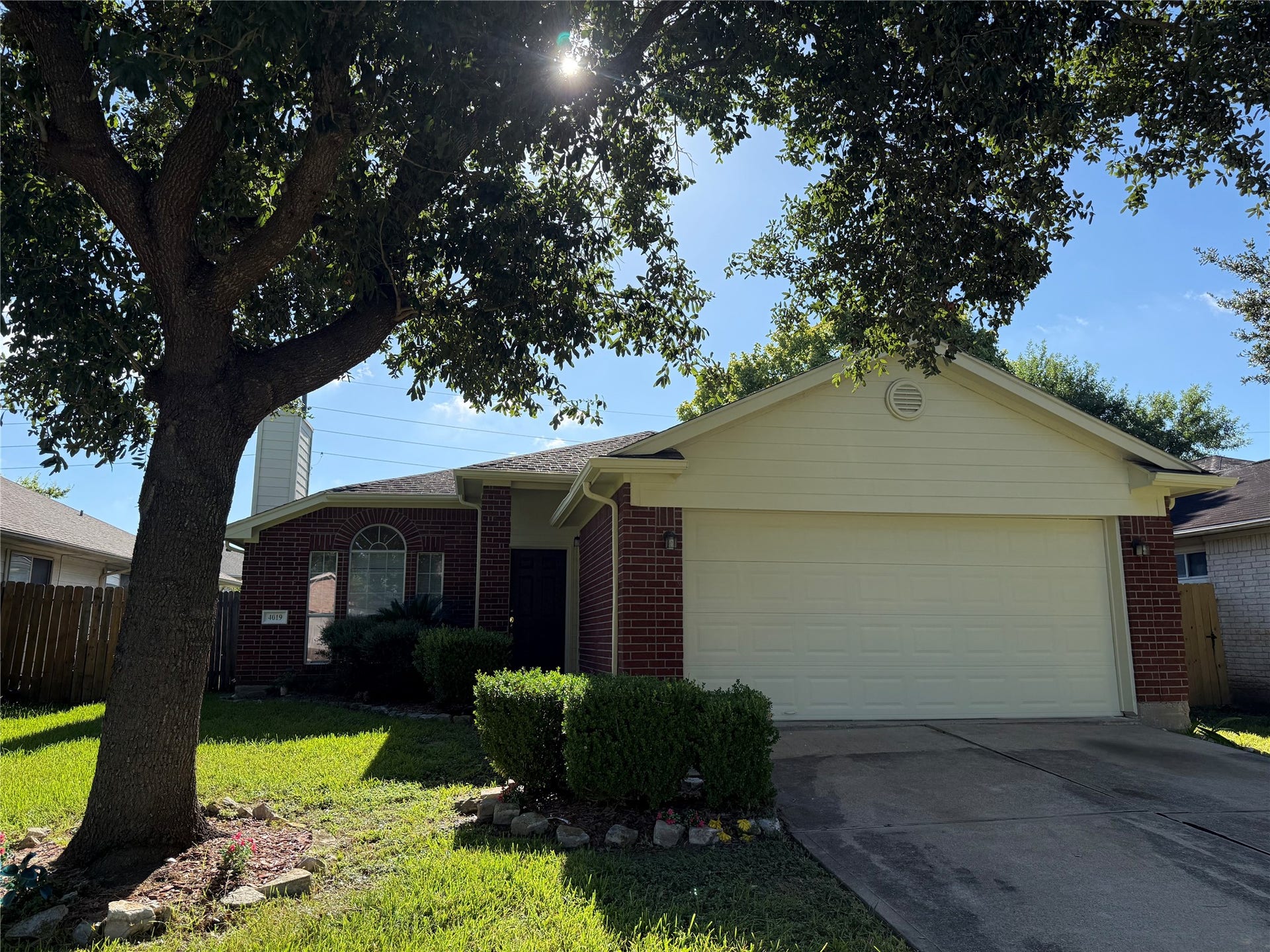 4019 Teal Run Meadow Drive, Fresno, TX 77545 3 bedroom one story house