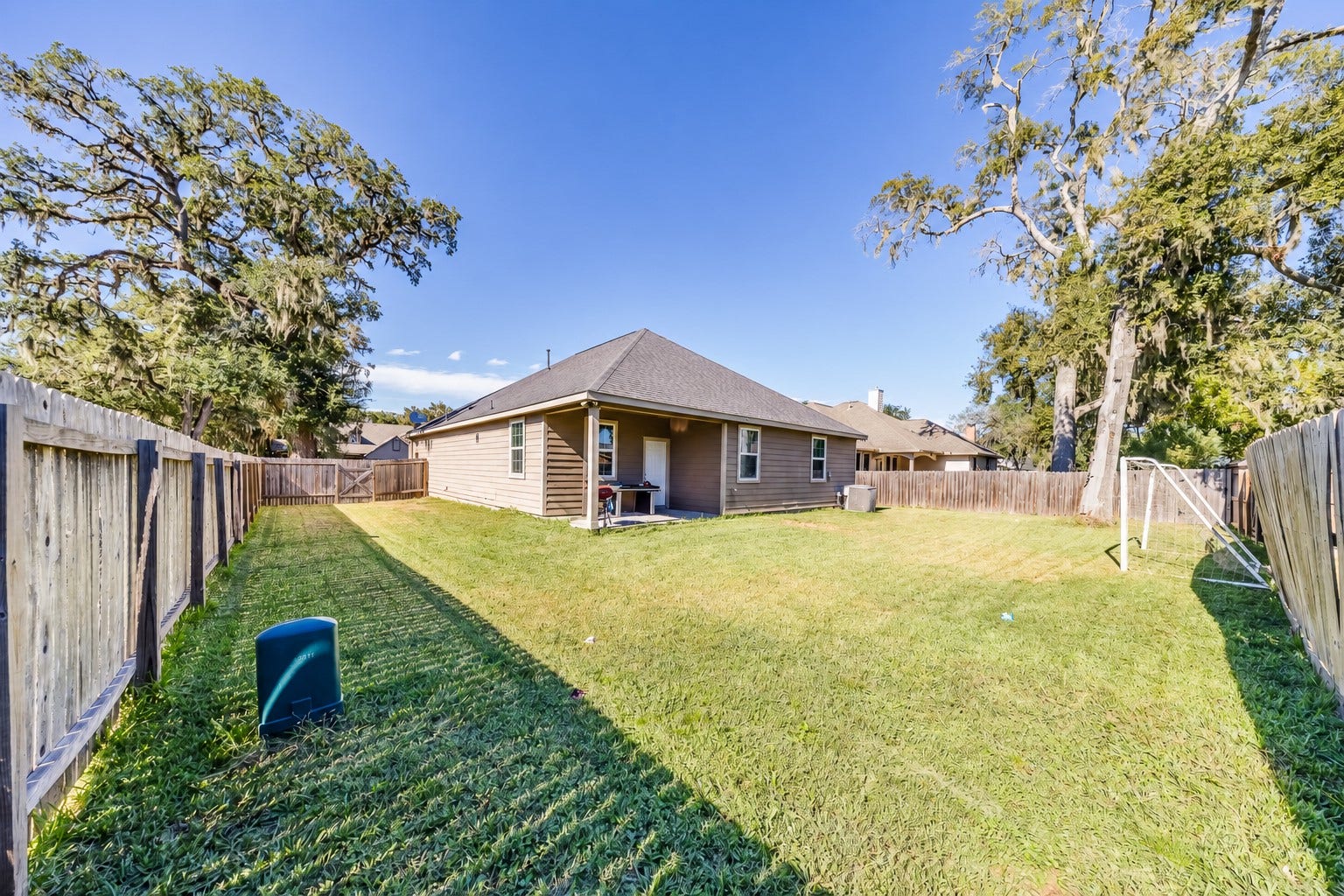267 Freeman Boulevard, West Columbia, TX 77486 From a game of catch to quiet afternoons outdoors, your backyard gives you room to enjoy it all.
