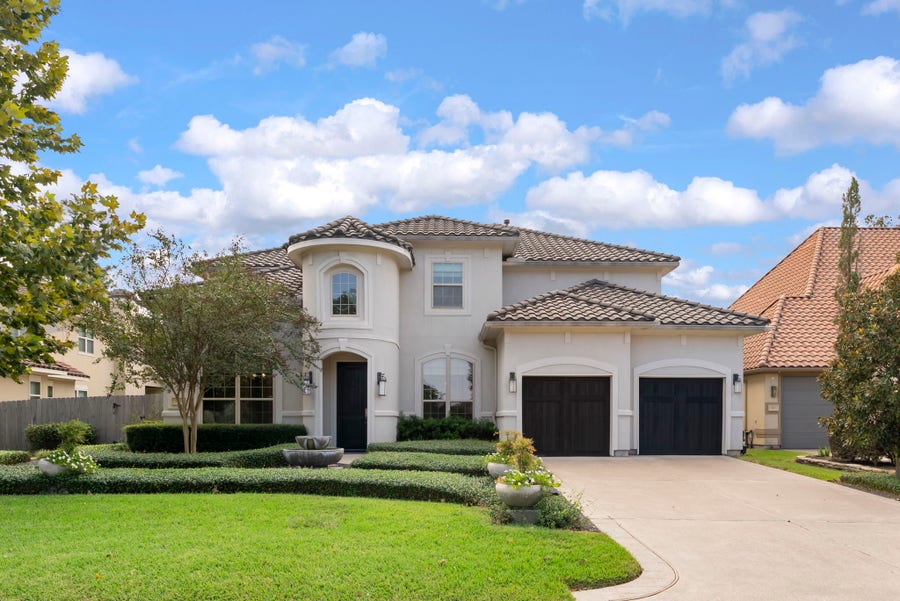 Property photo for 9807 Martha Springs Drive, Houston, TX