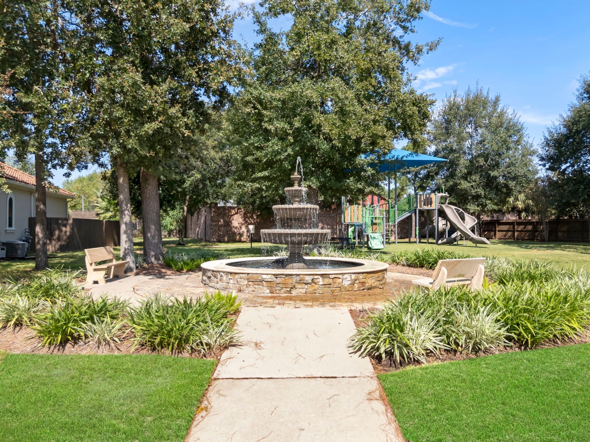 9807 Martha Springs Drive, Houston, TX 77070