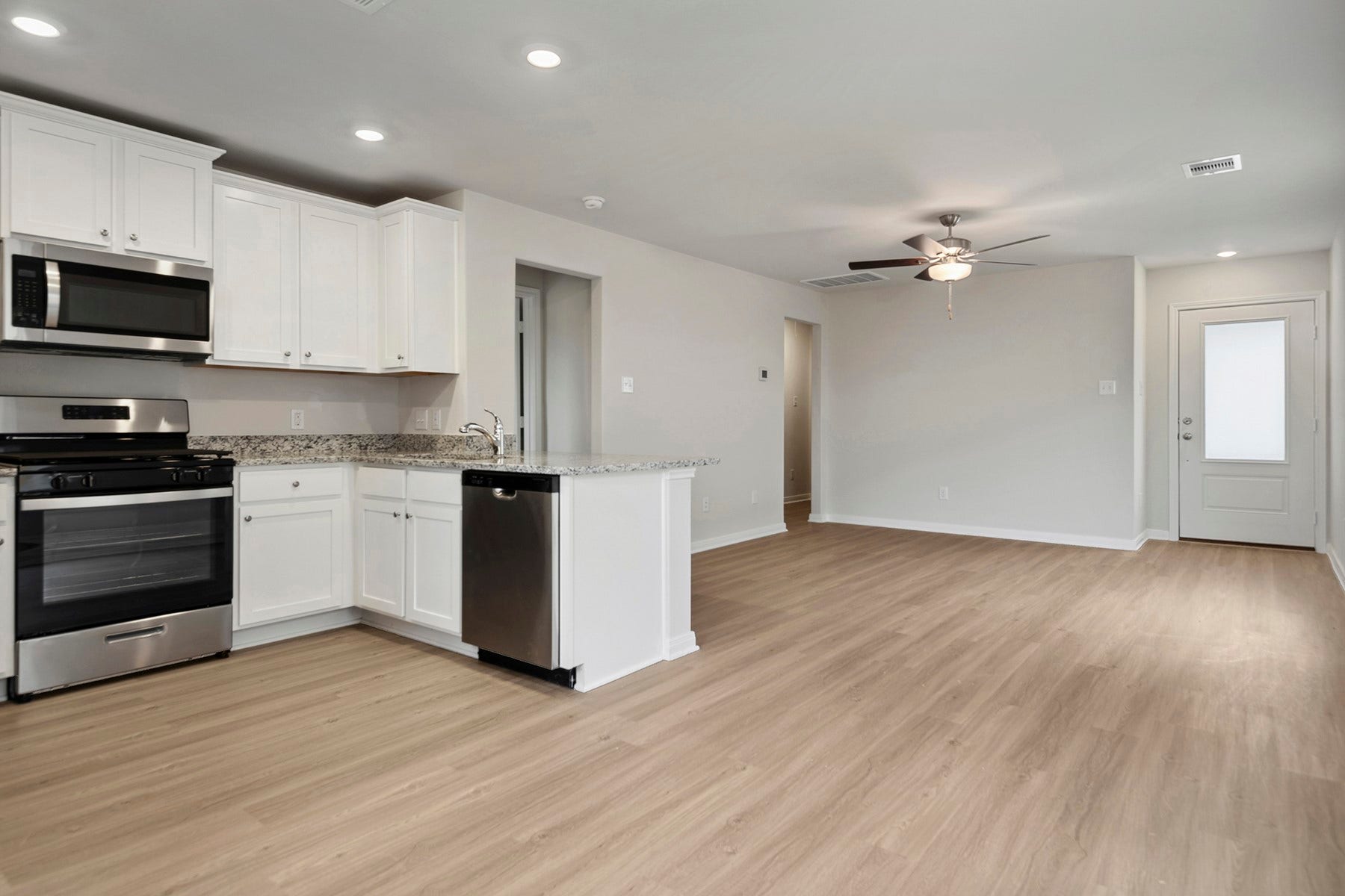 16474 Honeysuckle Hill Drive, Conroe, TX 77303 16474 Honeysuckle Hill Drive, Conroe, TX 77303