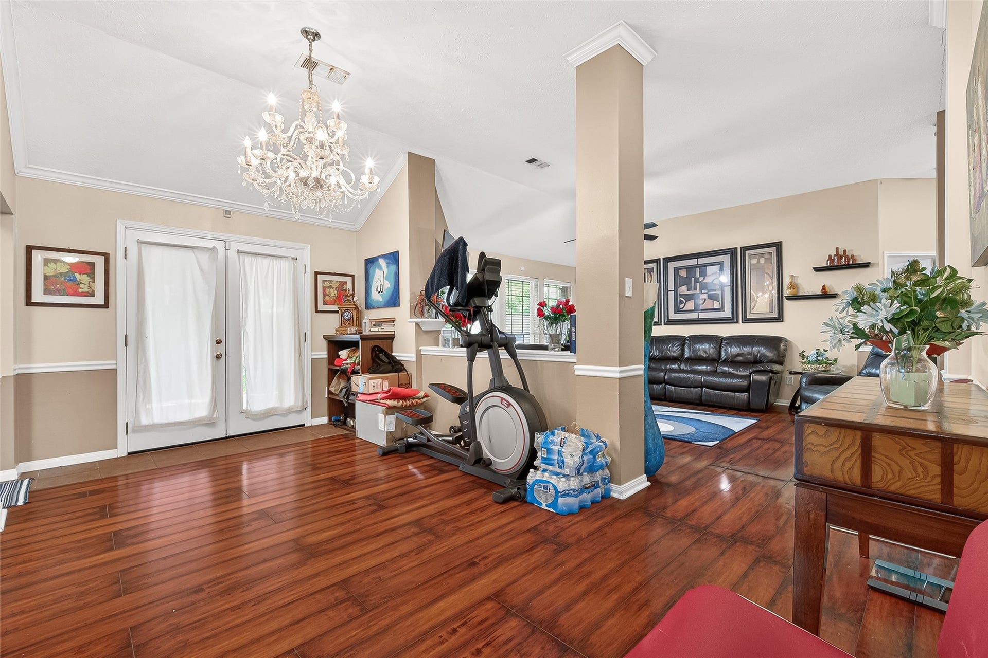 8918 Rustling Leaves Road, Houston, TX 77083