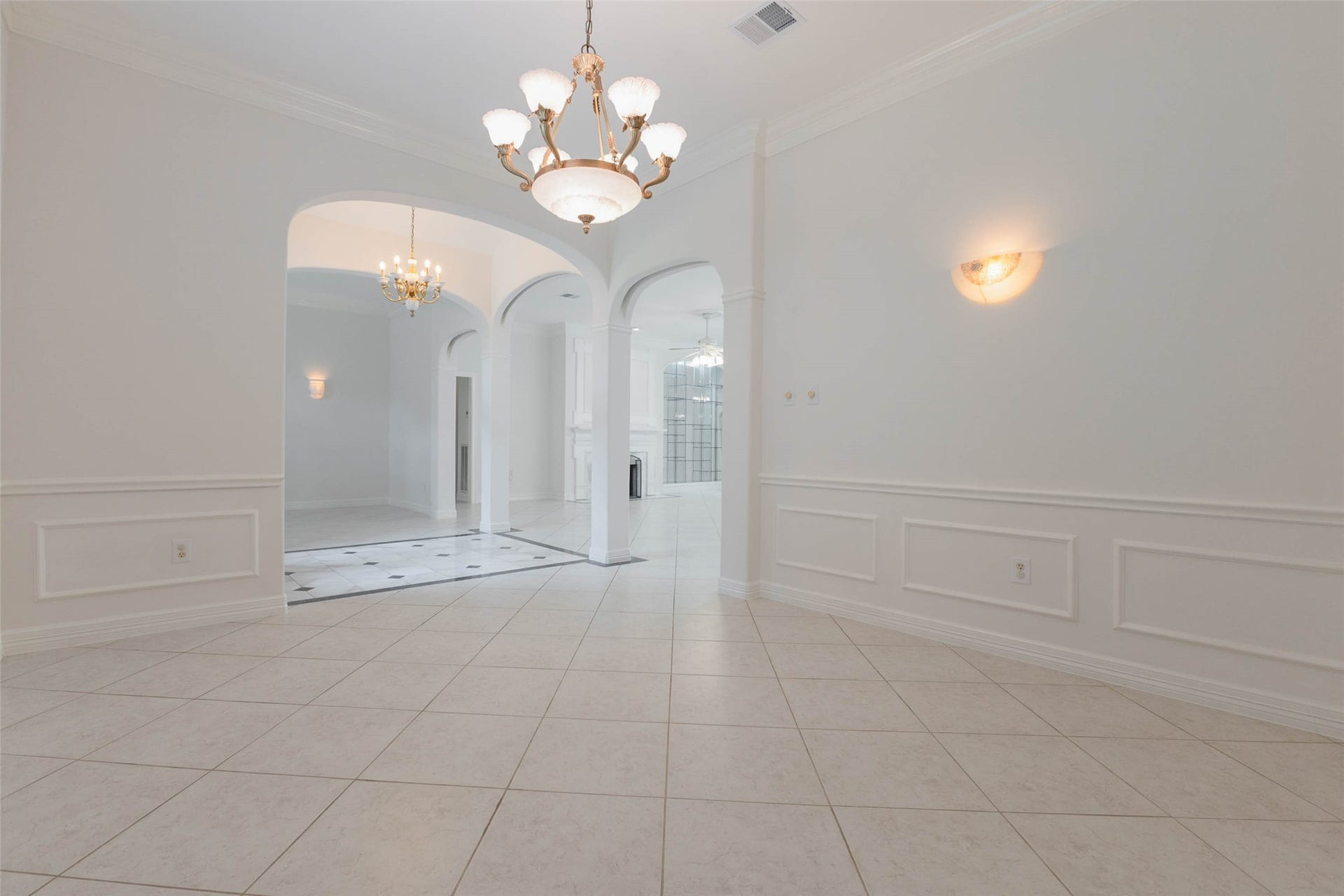 4911 Avondale Drive, Sugar Land, TX 77479 4911 Avondale Drive, Sugar Land, TX 77479