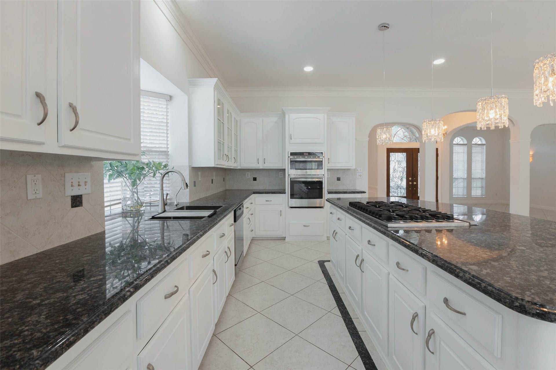 4911 Avondale Drive, Sugar Land, TX 77479 4911 Avondale Drive, Sugar Land, TX 77479