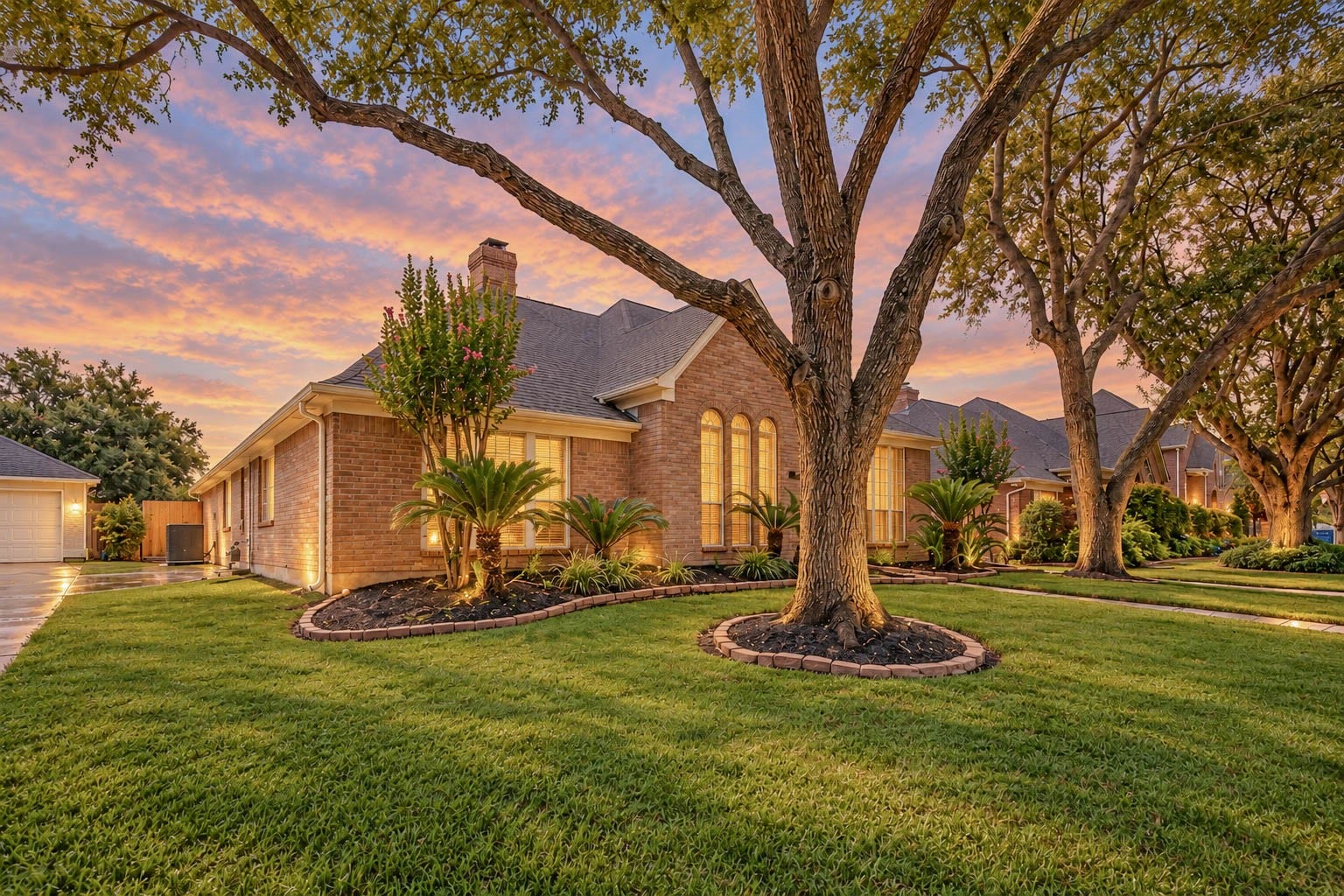 4911 Avondale Drive, Sugar Land, TX 77479 4911 Avondale Drive, Sugar Land, TX 77479