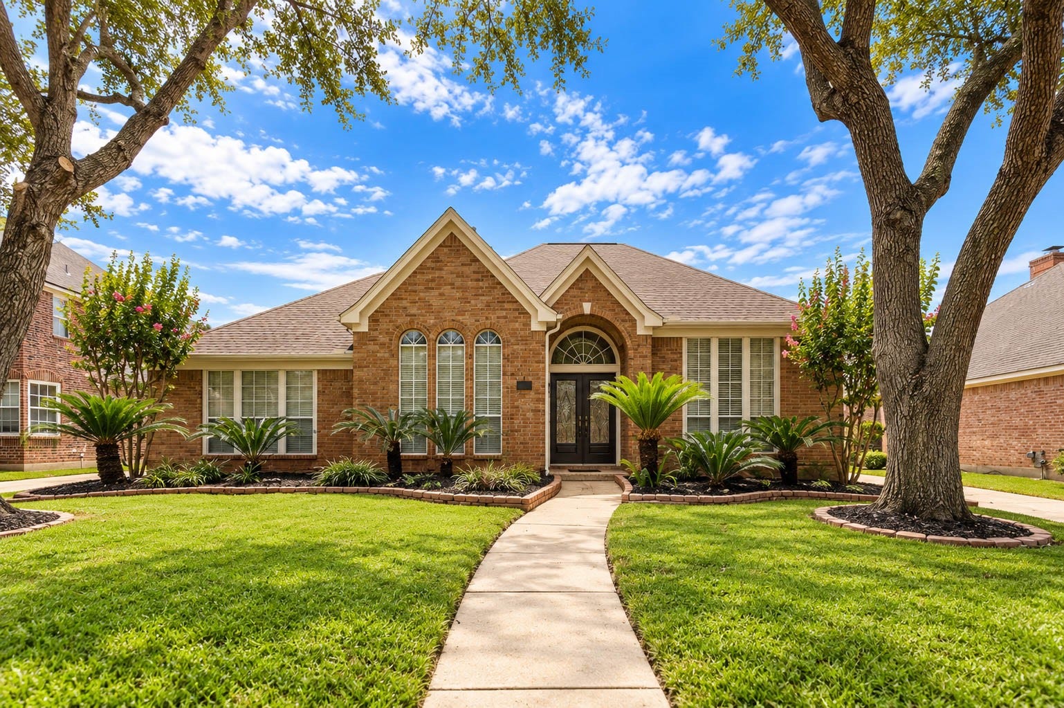 4911 Avondale Drive, Sugar Land, TX 77479 4911 Avondale Drive, Sugar Land, TX 77479