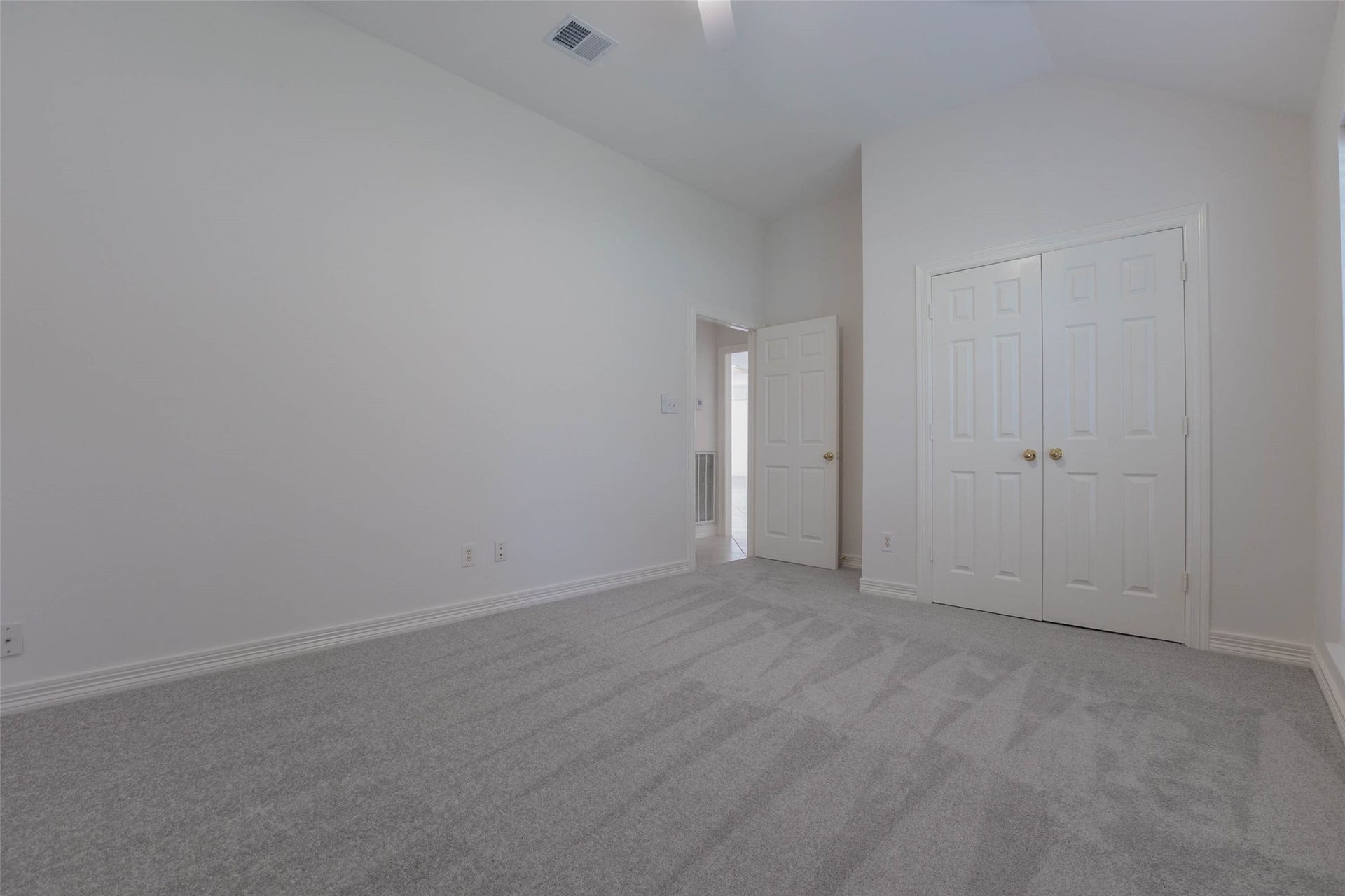 4911 Avondale Drive, Sugar Land, TX 77479 4911 Avondale Drive, Sugar Land, TX 77479