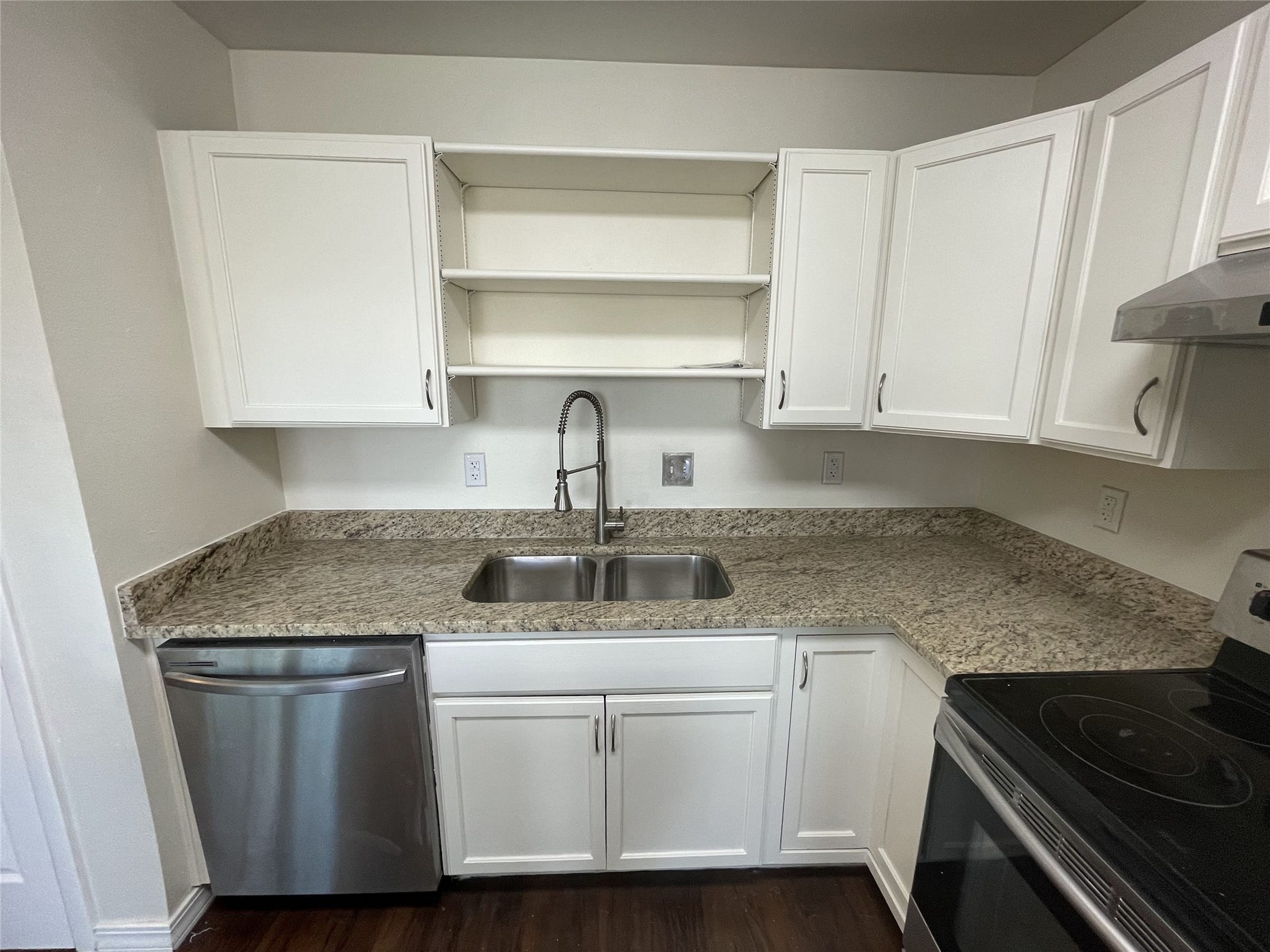 2915 Garden Lane, Sugar Land, TX 77479 Freshly painted cabinets with plenty of storage space