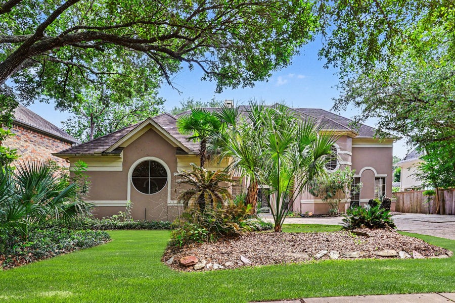 Property photo for 34 Watermill Place, Sugar Land, TX