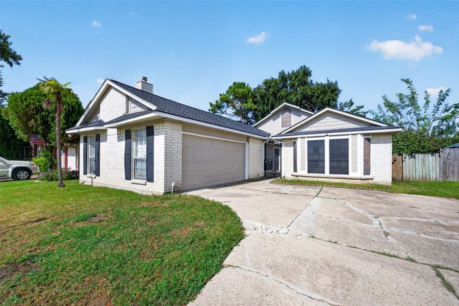 Property photo for 3307 Ashford Park Drive, Houston, TX