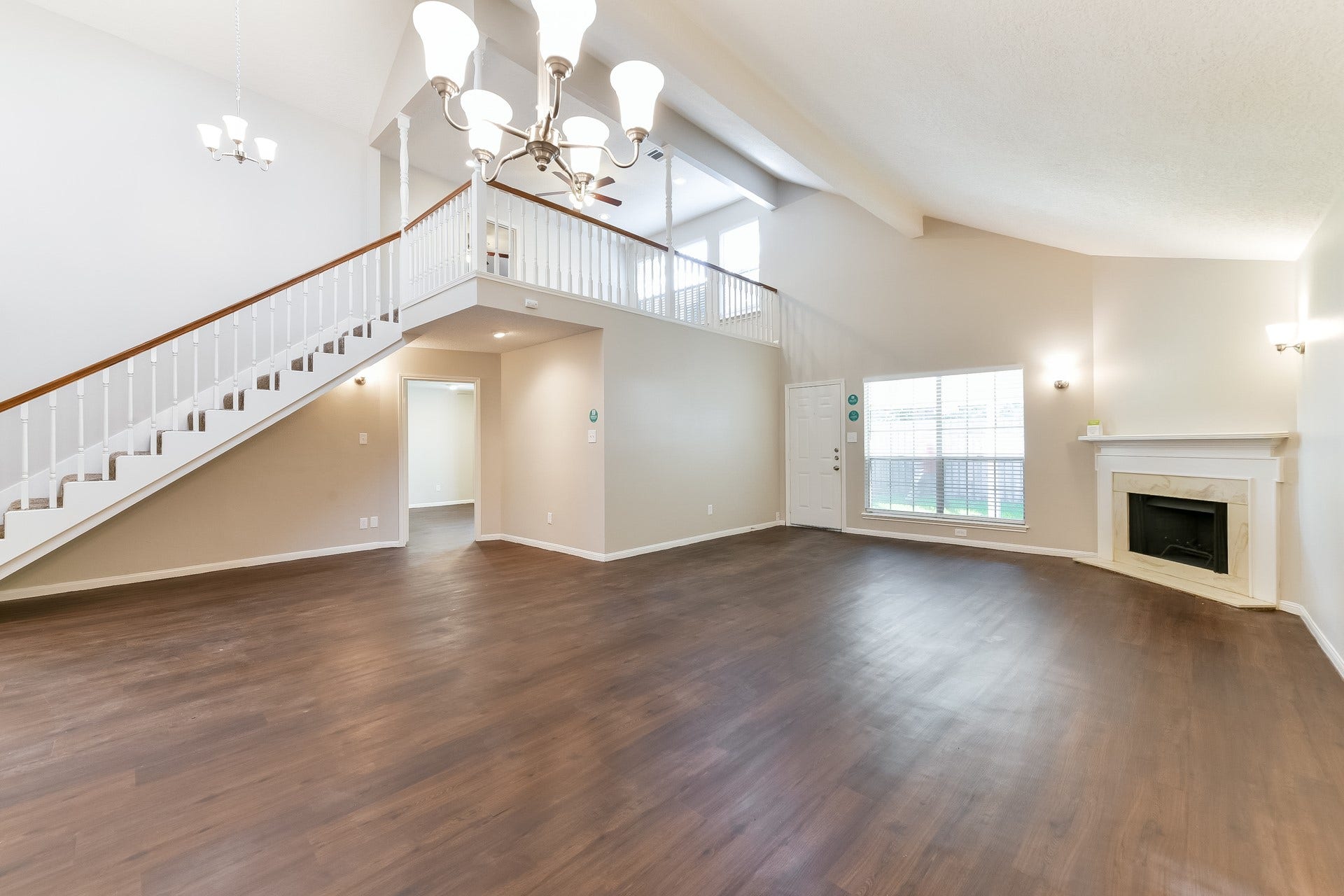 1710 Pine Gap Drive, Houston, TX 77090 1710 Pine Gap Drive, Houston, TX 77090