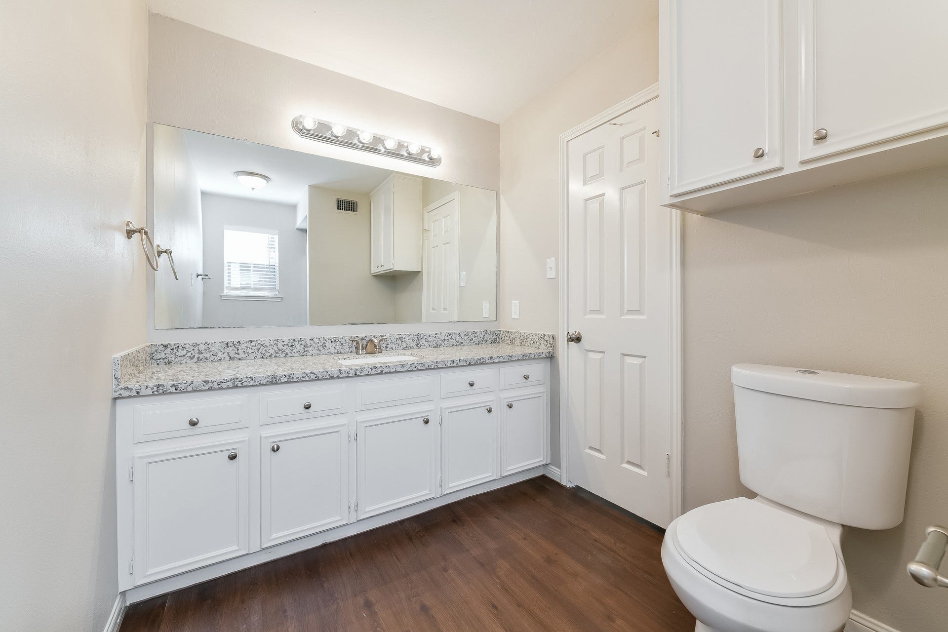 1710 Pine Gap Drive, Houston, TX 77090 1710 Pine Gap Drive, Houston, TX 77090