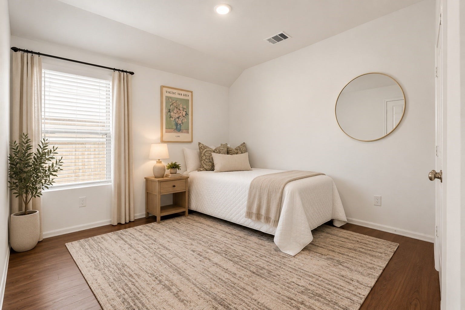 5232 Pine Pass Drive, Rosenberg, TX 77469 Secondary bedroom