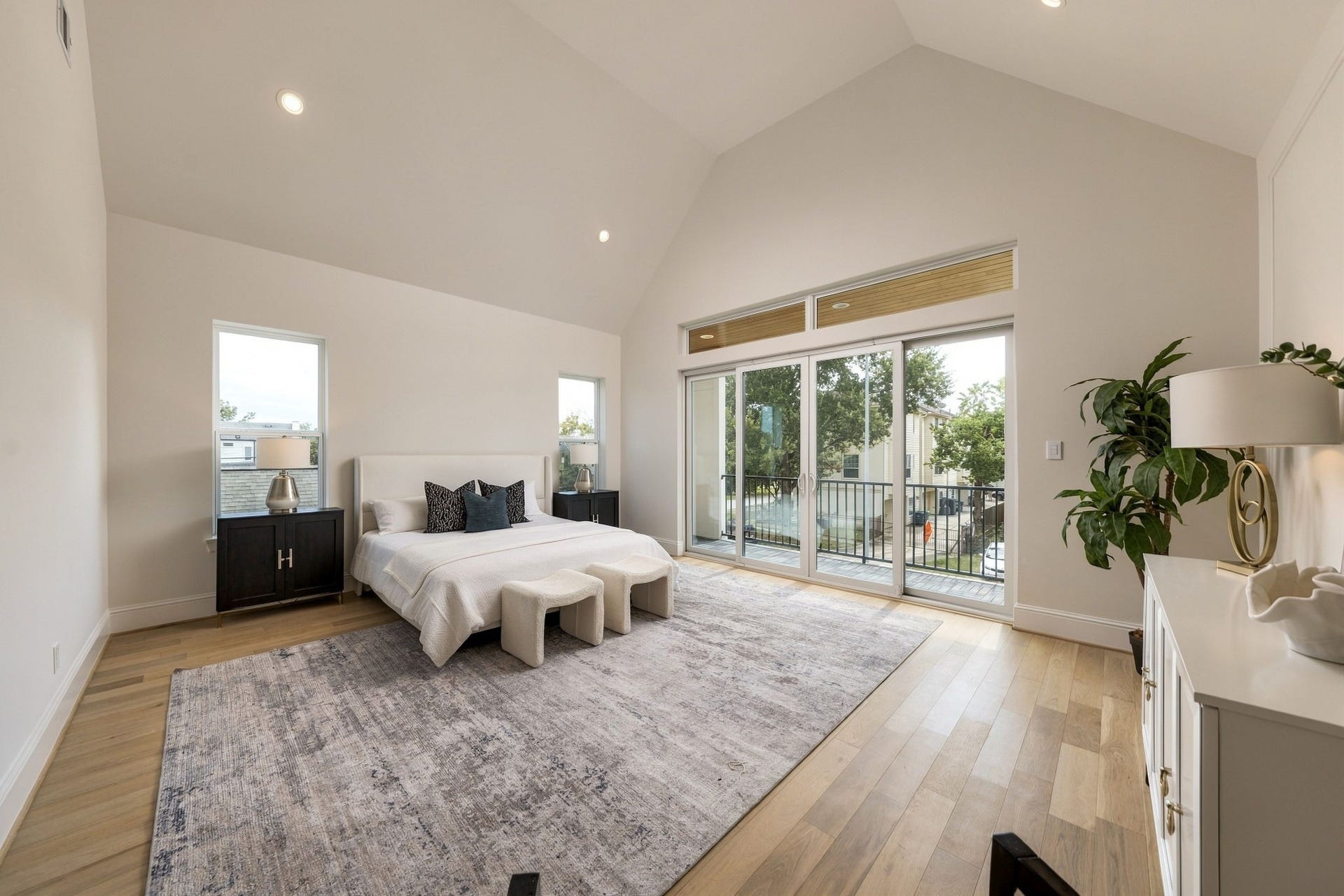 607 W 27th Street, Houston, TX 77008 607 W 27th Street, Houston, TX 77008