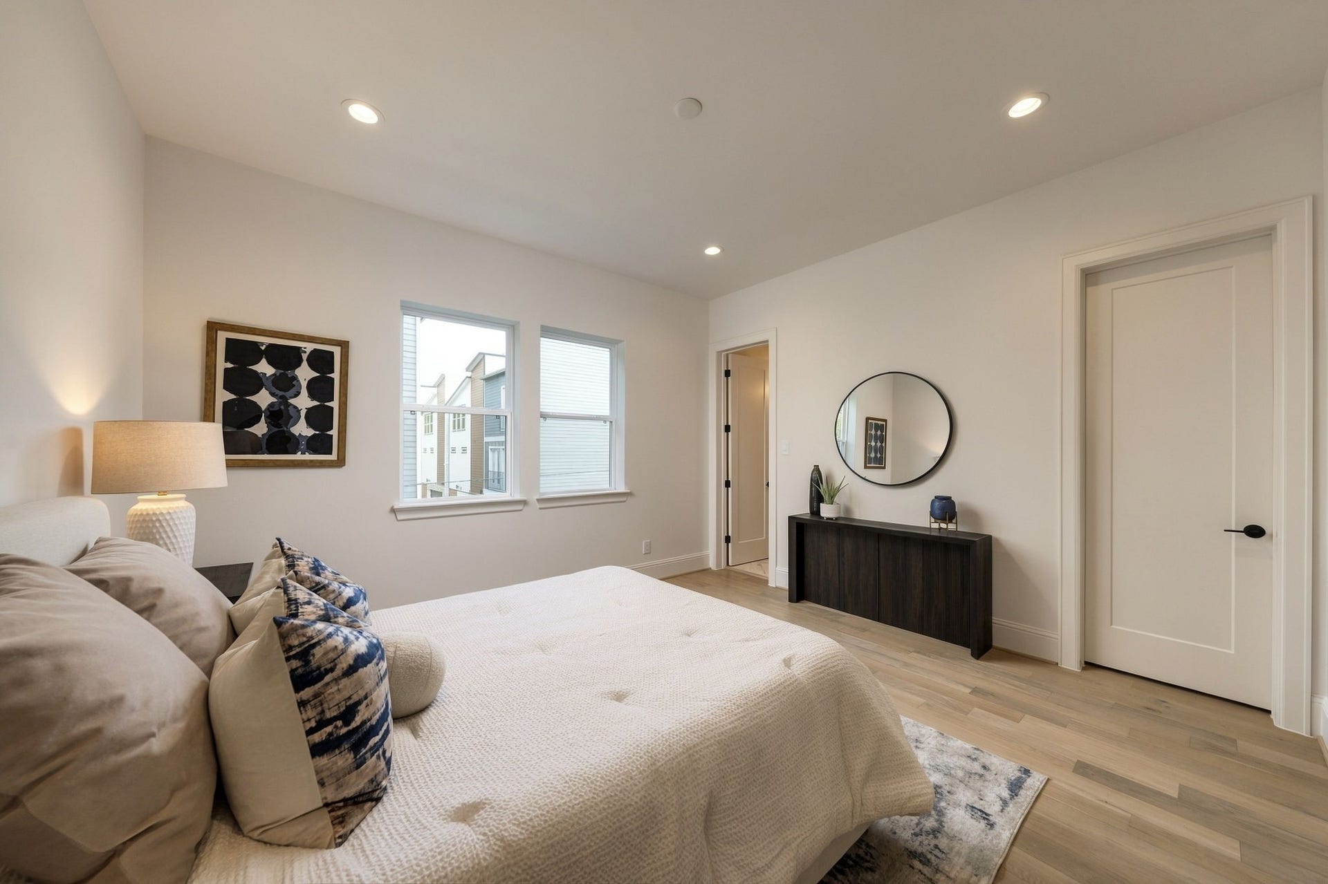 607 W 27th Street, Houston, TX 77008 607 W 27th Street, Houston, TX 77008
