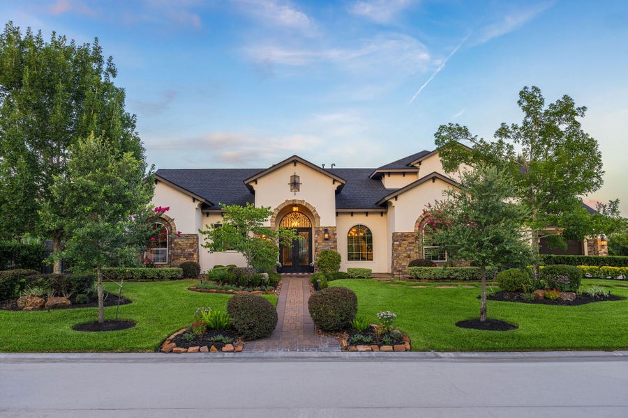 Property photo for 6115 Majestic Hill Drive, Houston, TX