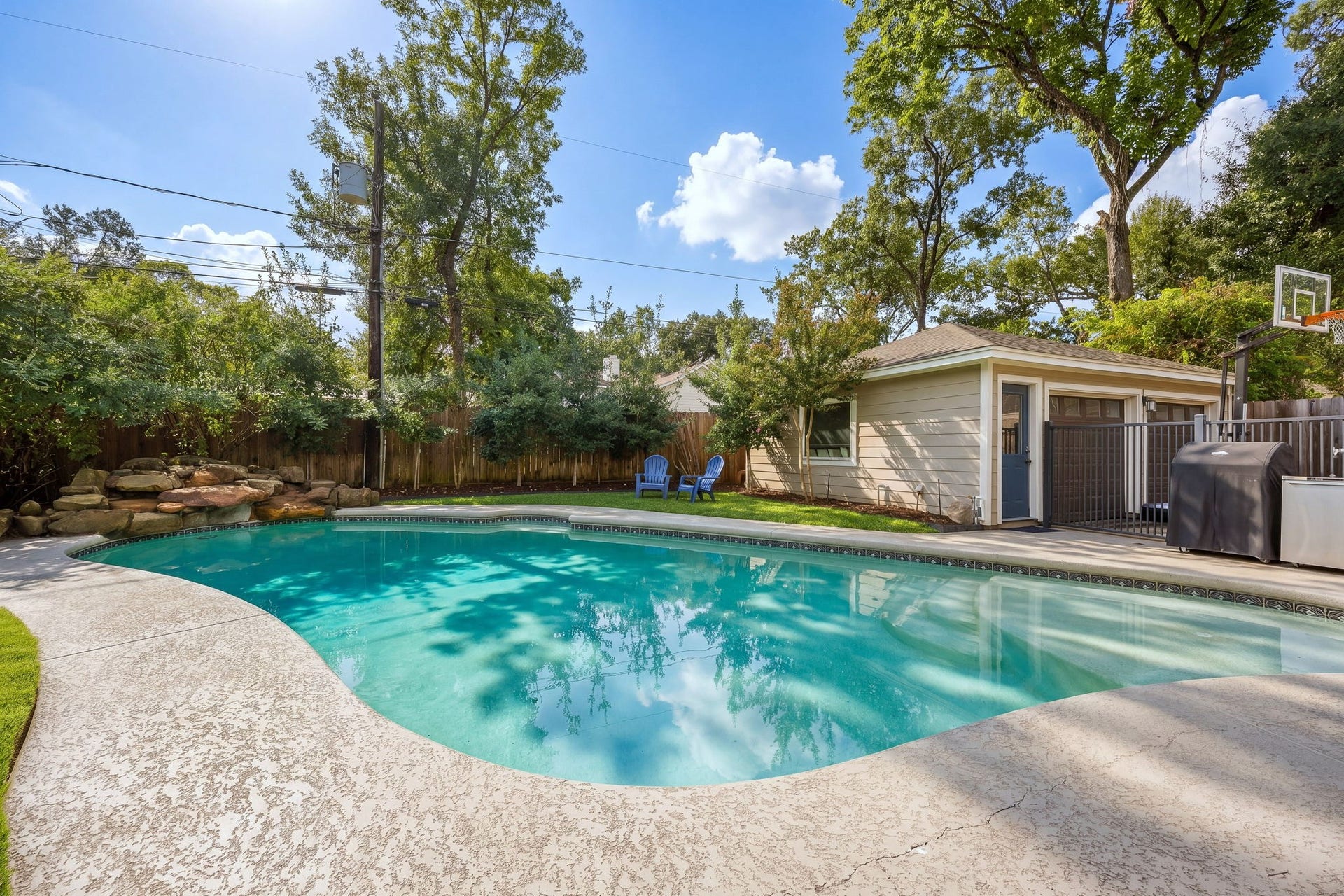 10831 Britoak Lane, Houston, TX 77079 10831 Britoak Lane, Houston, TX 77079