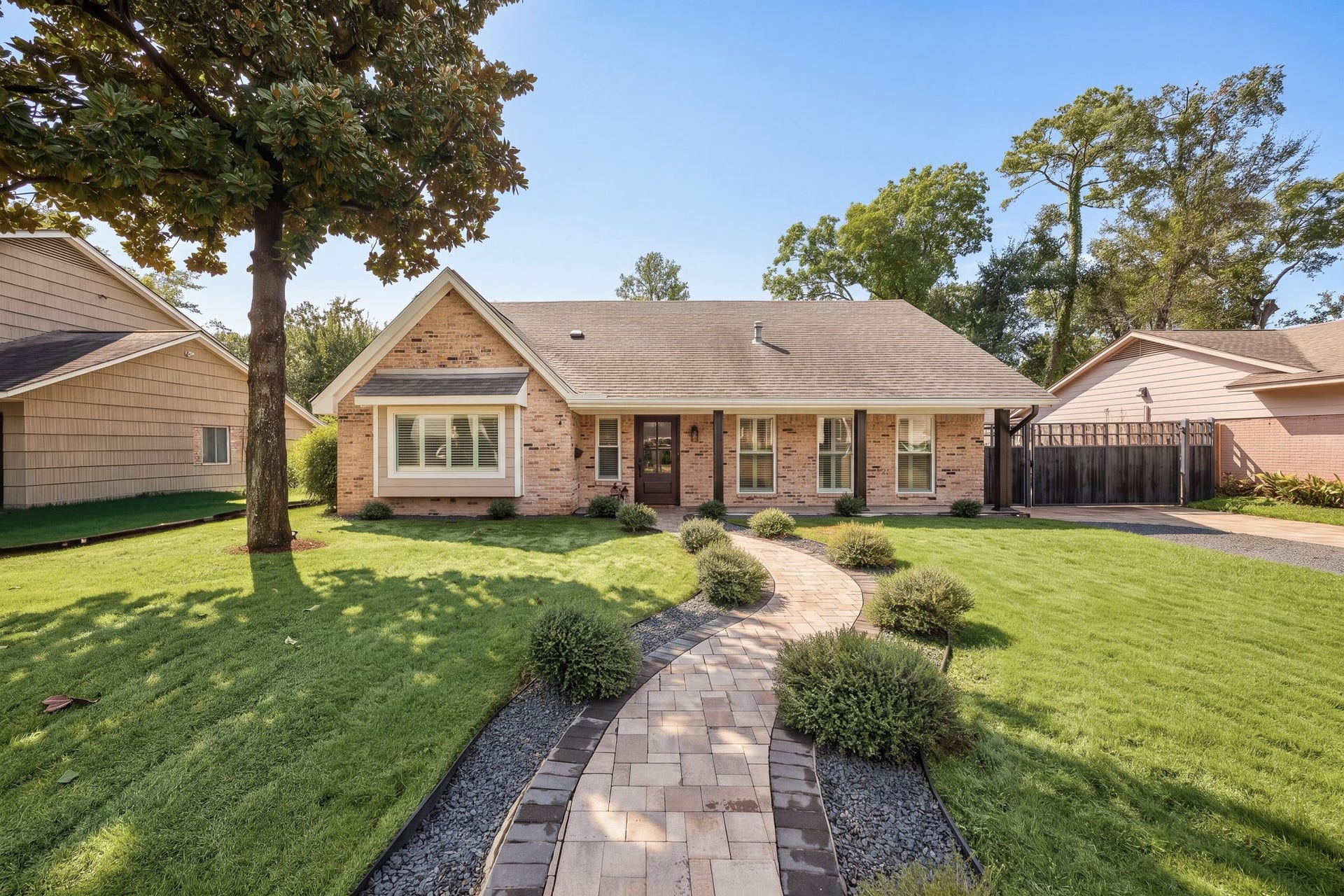10831 Britoak Lane, Houston, TX 77079 10831 Britoak Lane, Houston, TX 77079